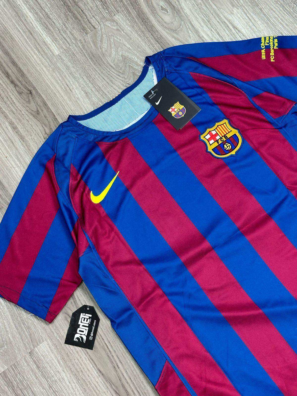 CAMISA RETRÔ BARCELONA RONALDINHO