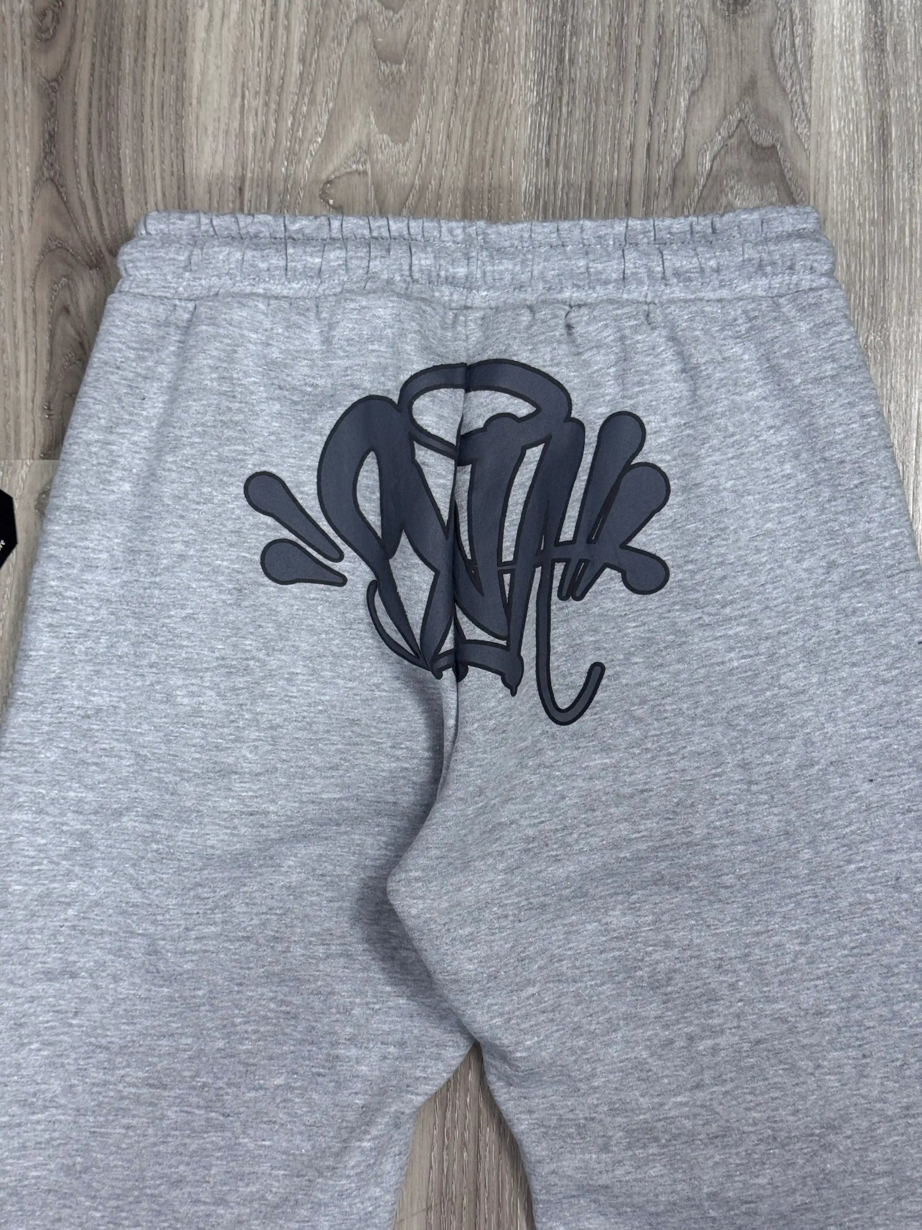 CONJUNTO SYNA WORLD - GREY