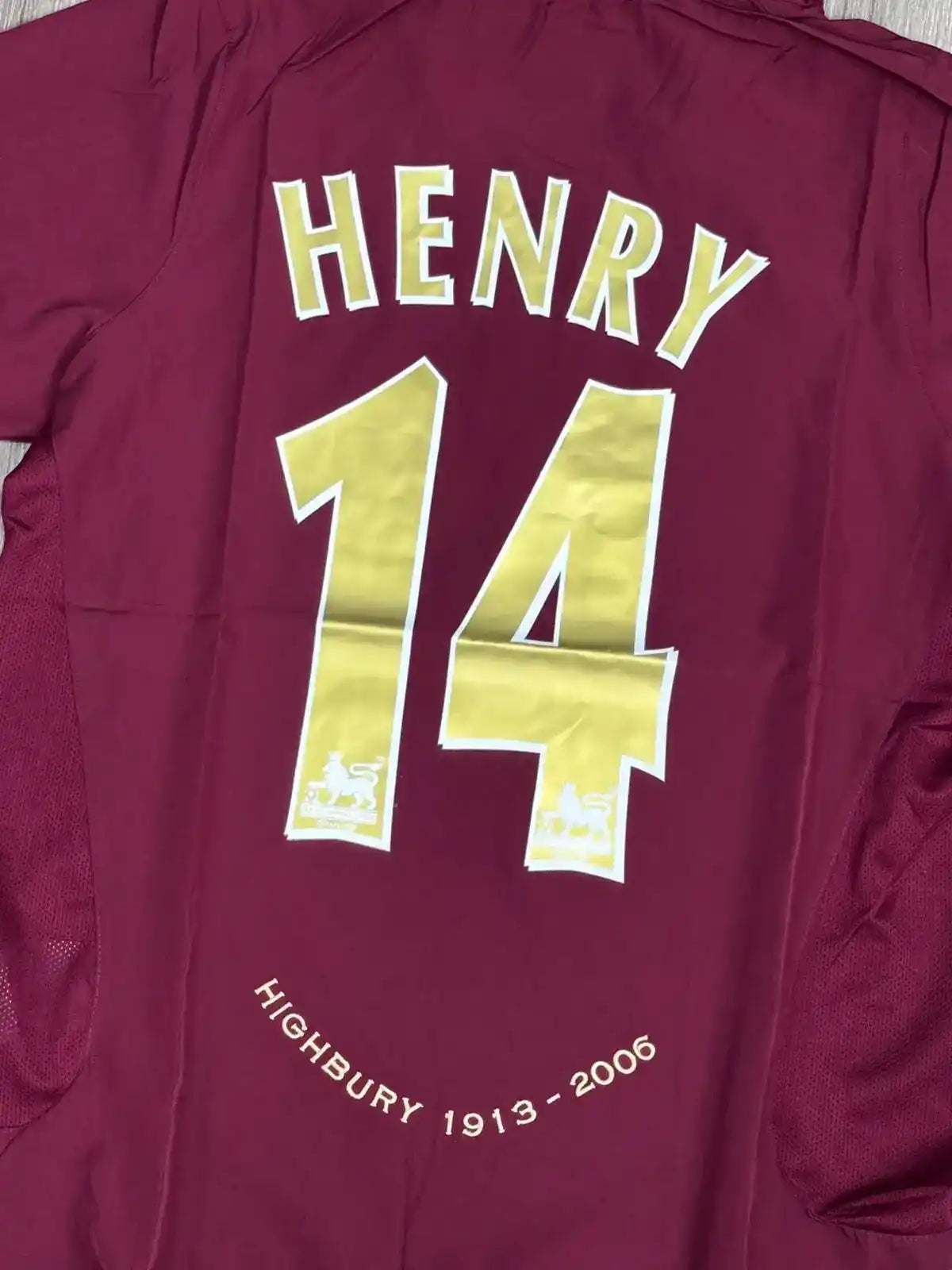 CAMISA RETRÔ ARSENAL 05/06 - HENRY