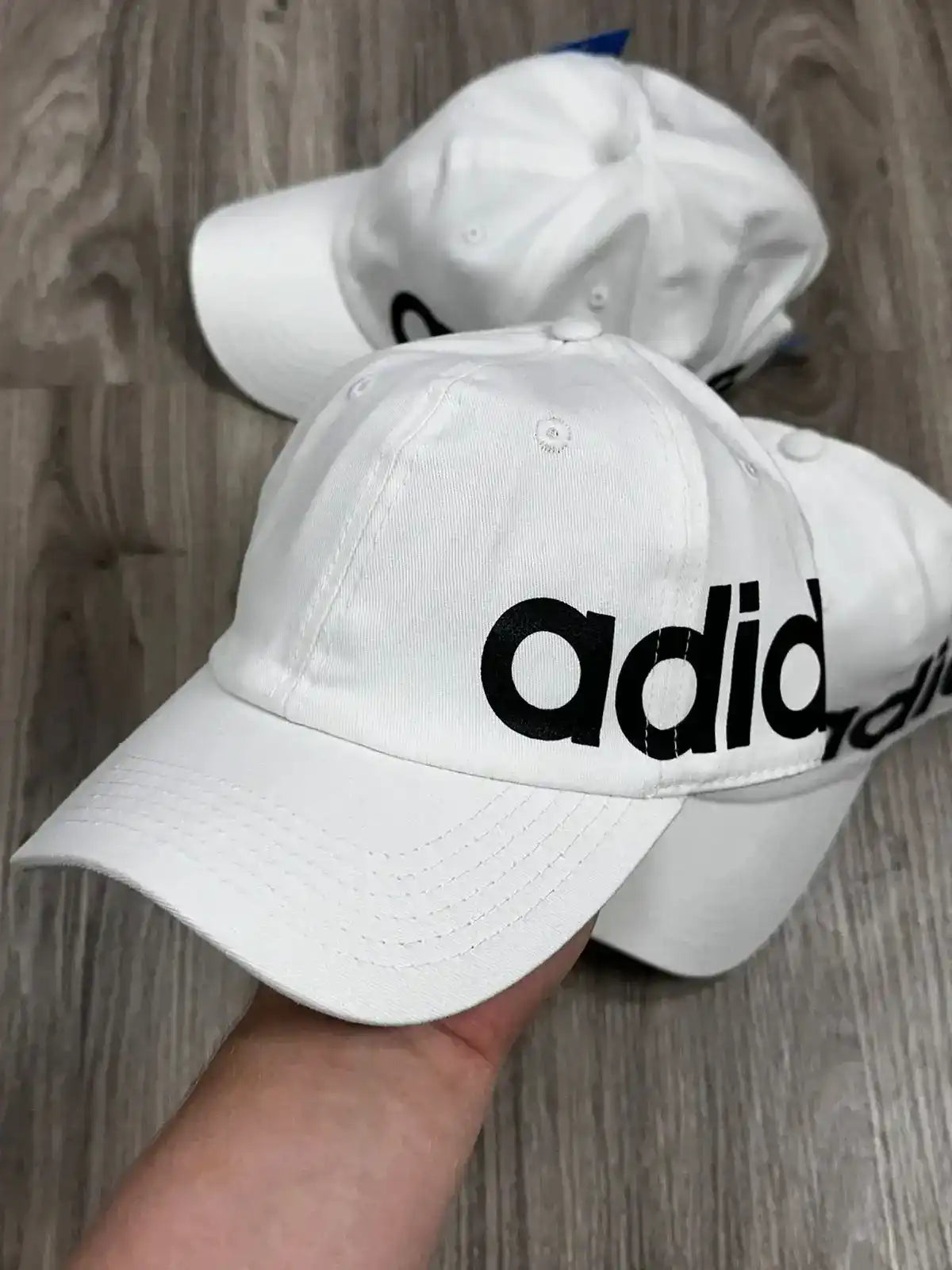 BONÉ ADD LETREIRO BRANCO