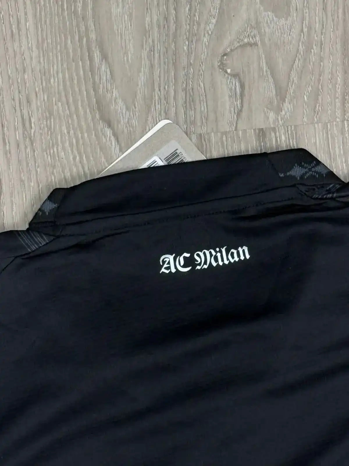 CAMISA MILAN PLEASURES 24/25 - PRETA