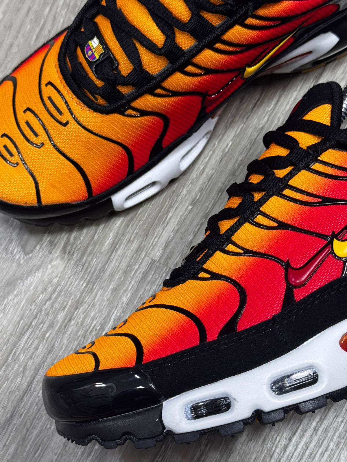 TÊNIS NK AIR MAX PLUS TN - BARÇA X PATTA