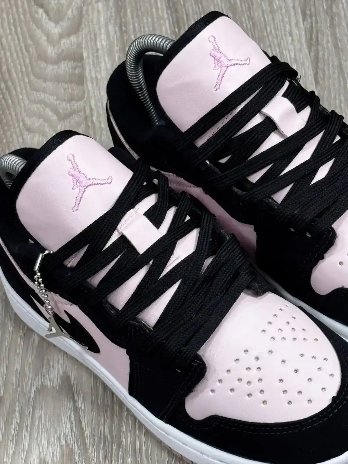 TÊNIS NK JORDAN 1 - ROSA