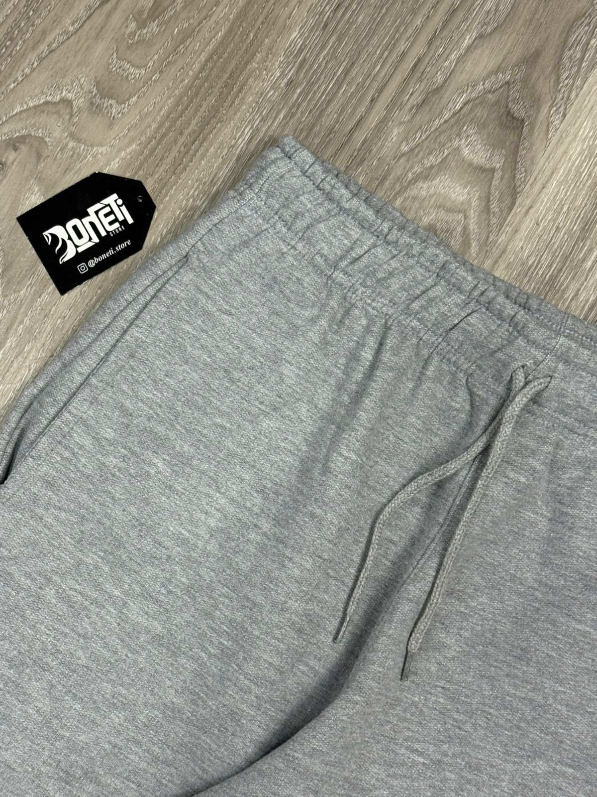 SHORTS MOLETOM TRAPSTAR - CINZA