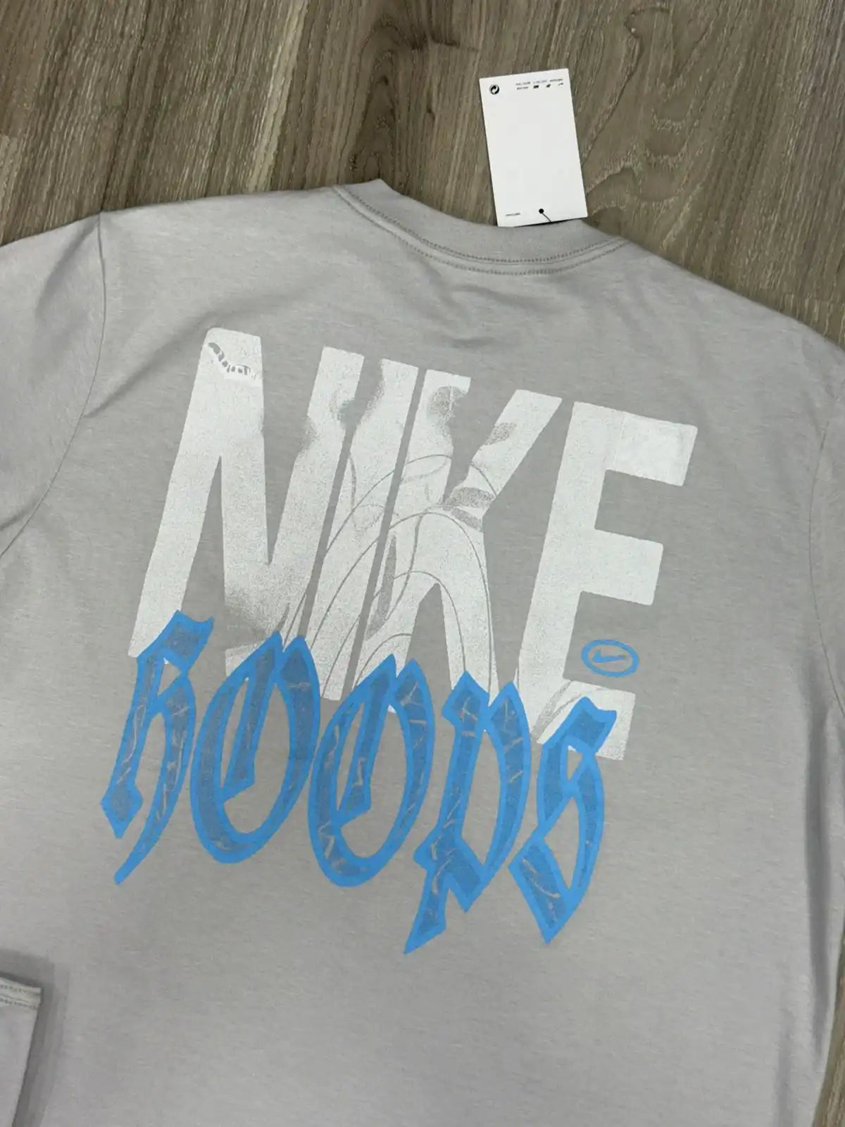 CAMISETA NK HOOPS - CINZA