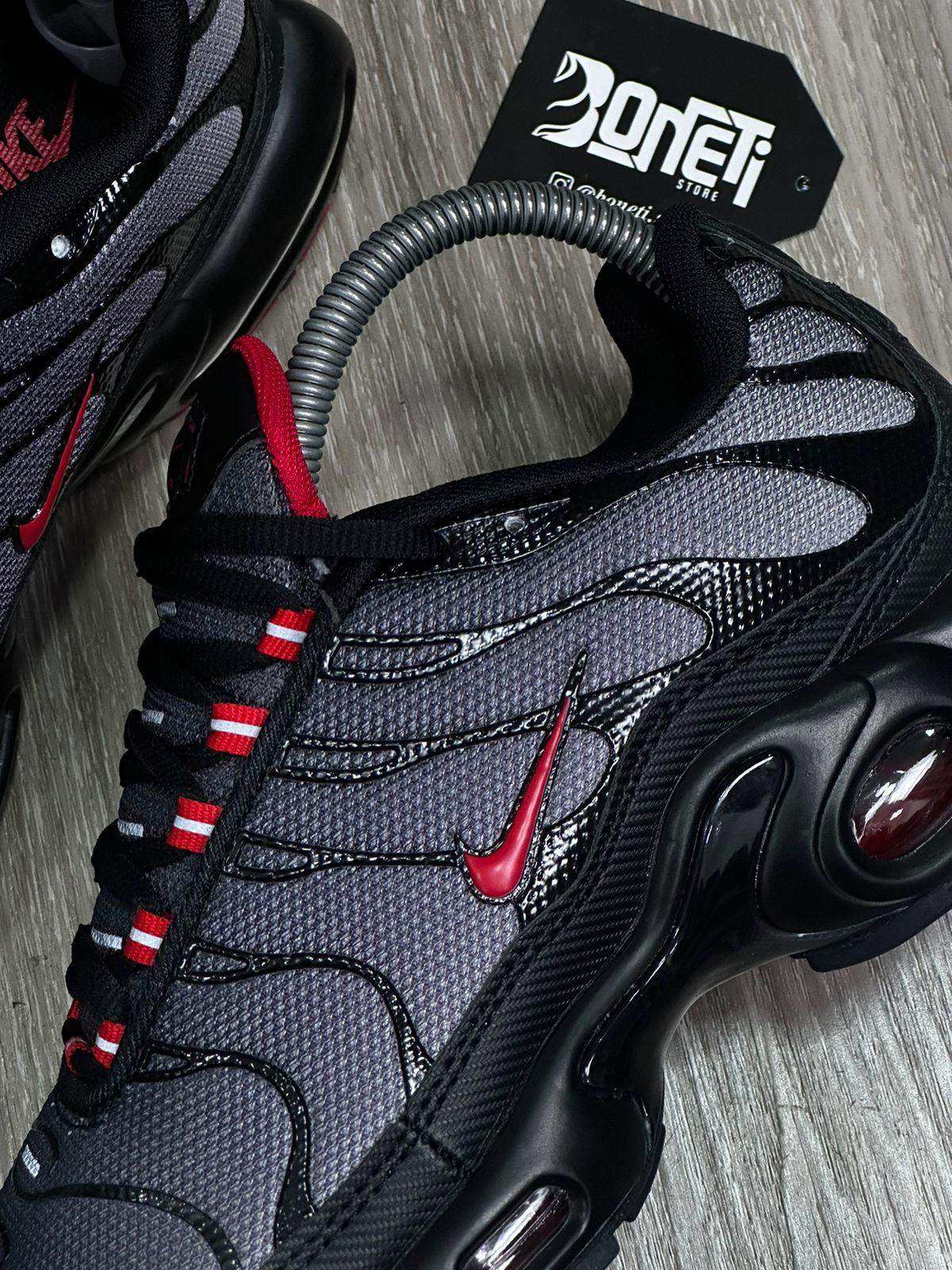 TÊNIS NK AIR MAX PLUS TN - DRÁCULA