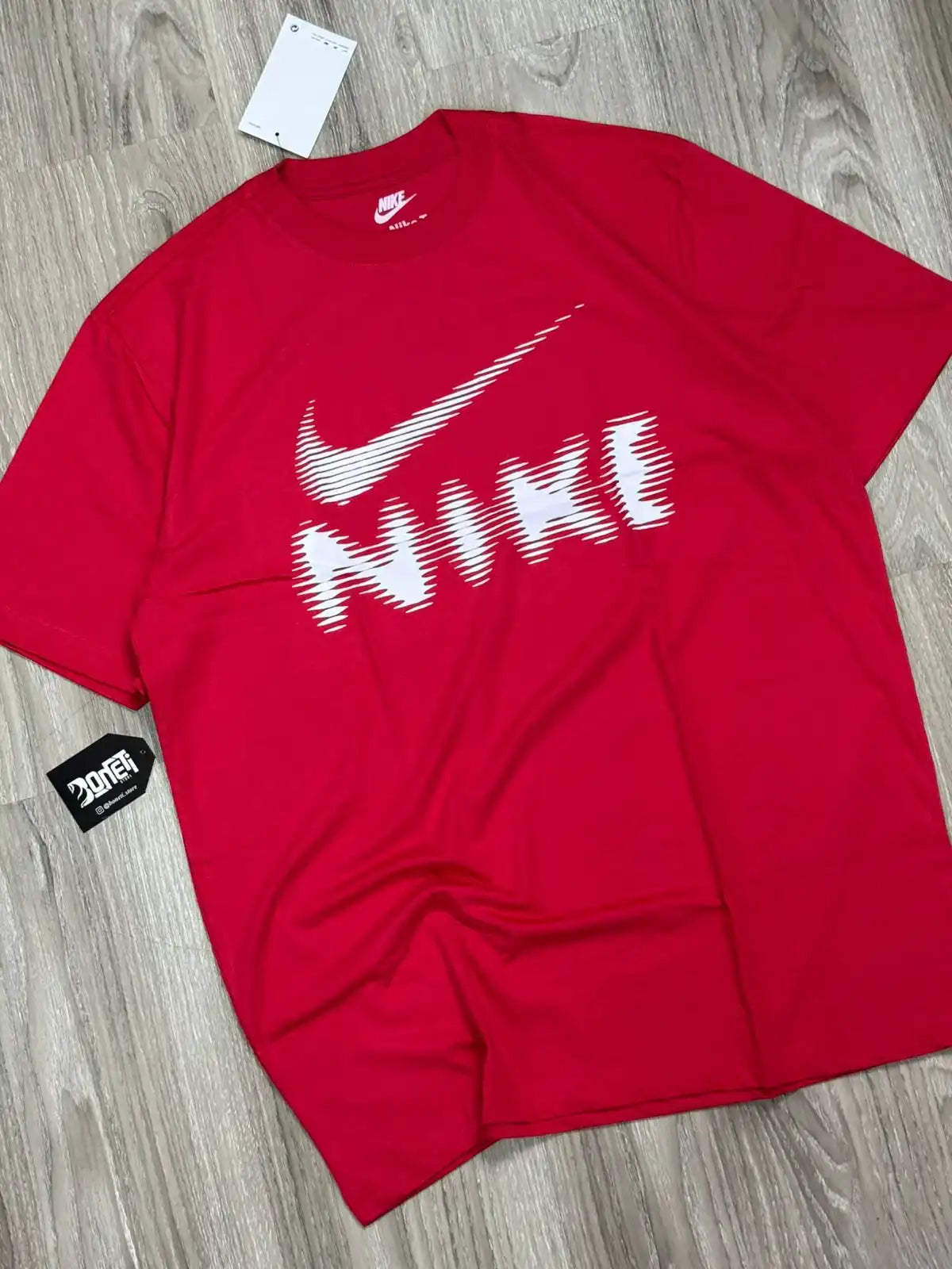 CAMISETA NK HYVERSE - VERMELHA