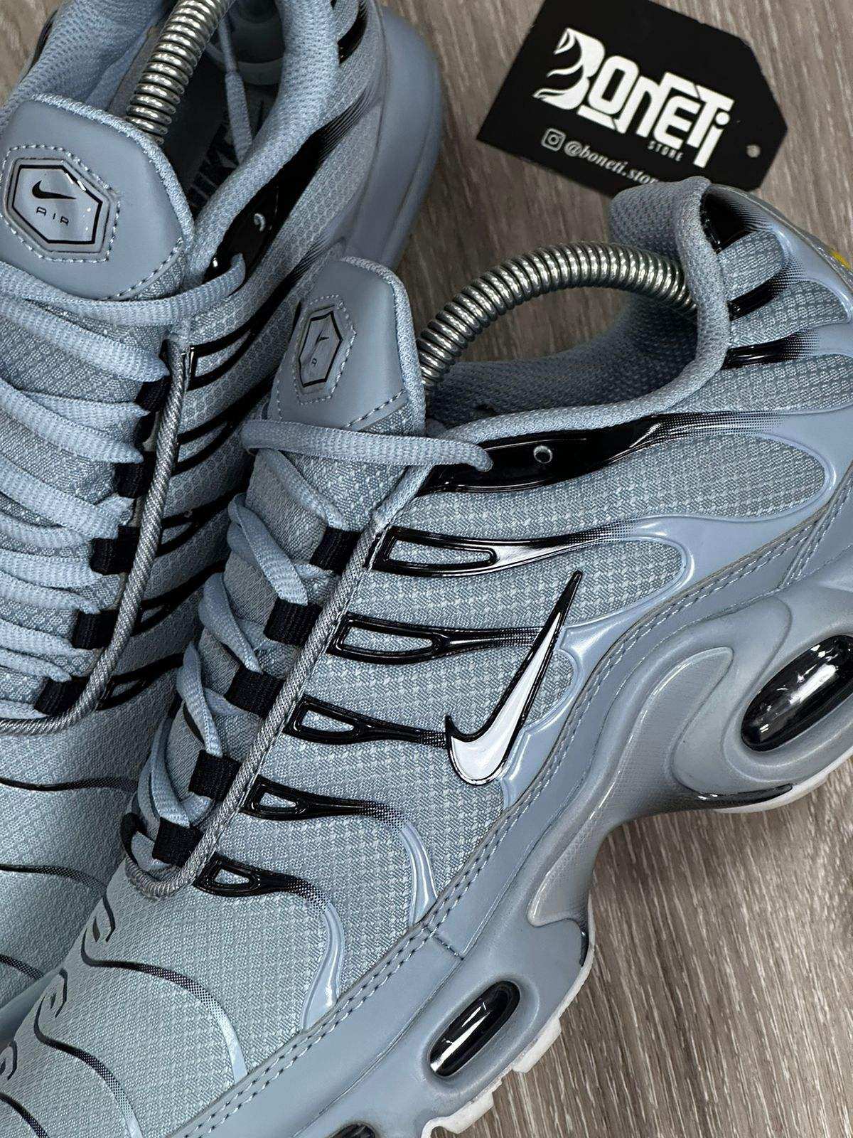 TÊNIS NK AIR MAX PLUS TN - WOLF GREY