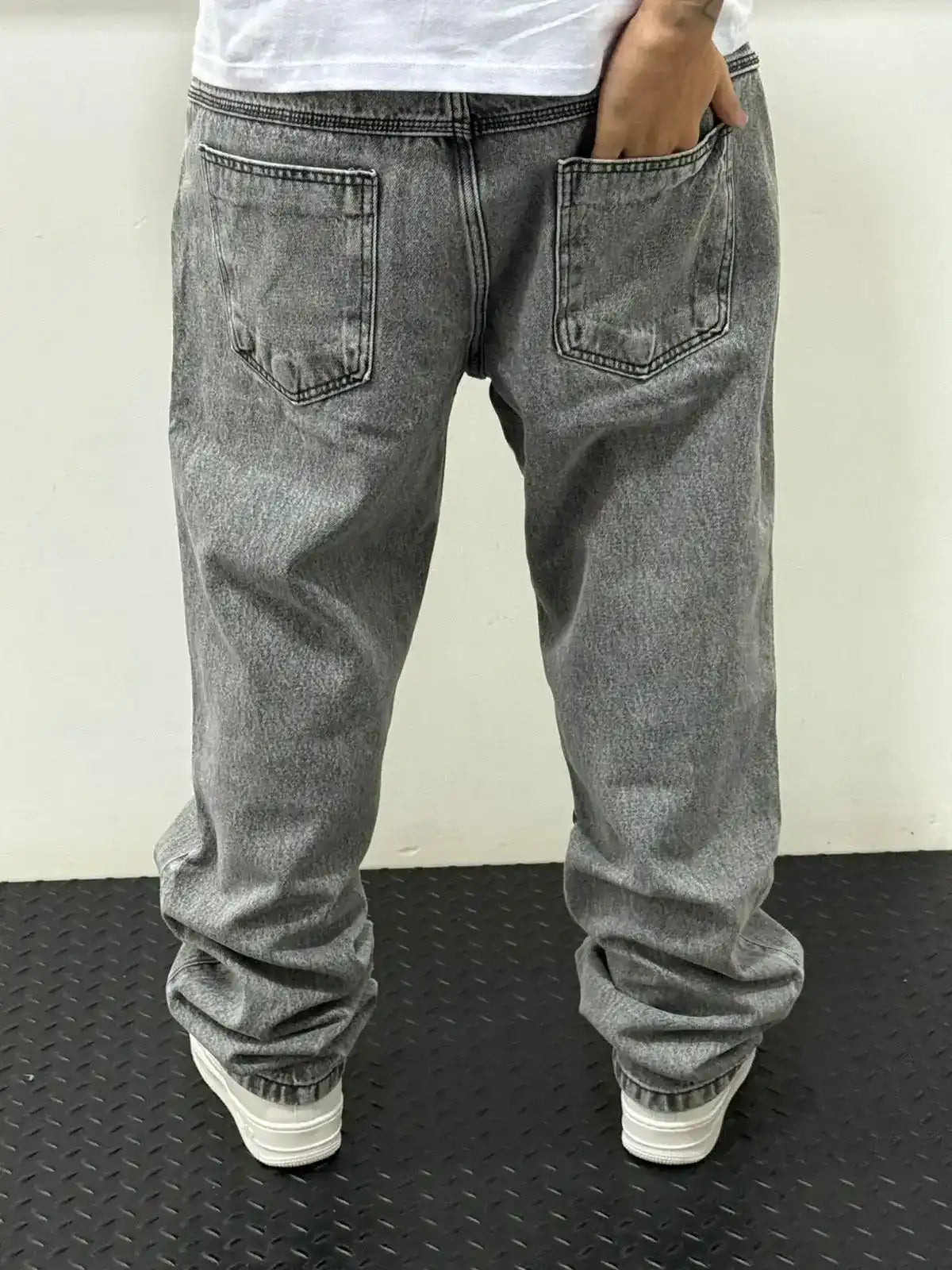 CALÇA JEANS RETA ESTONADA PRESENCE - 7569