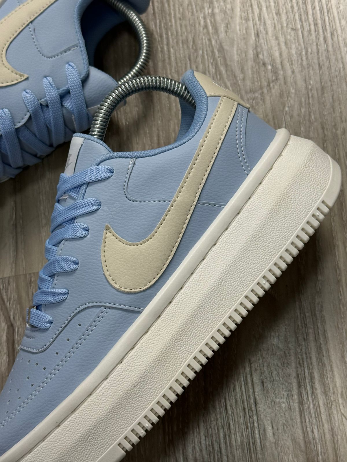 TÊNIS NK COURT VISION - BABY BLUE