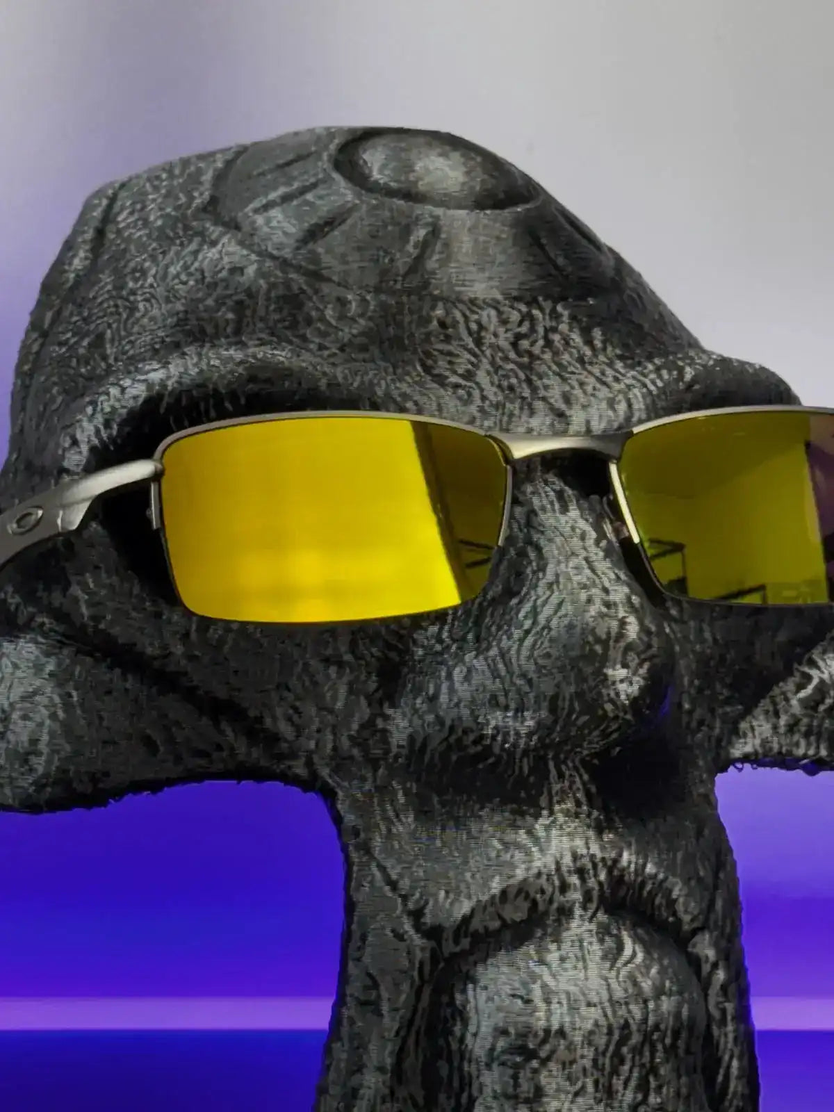 ÓCULOS OAK VILÃO PLASMA LENTE GOLD