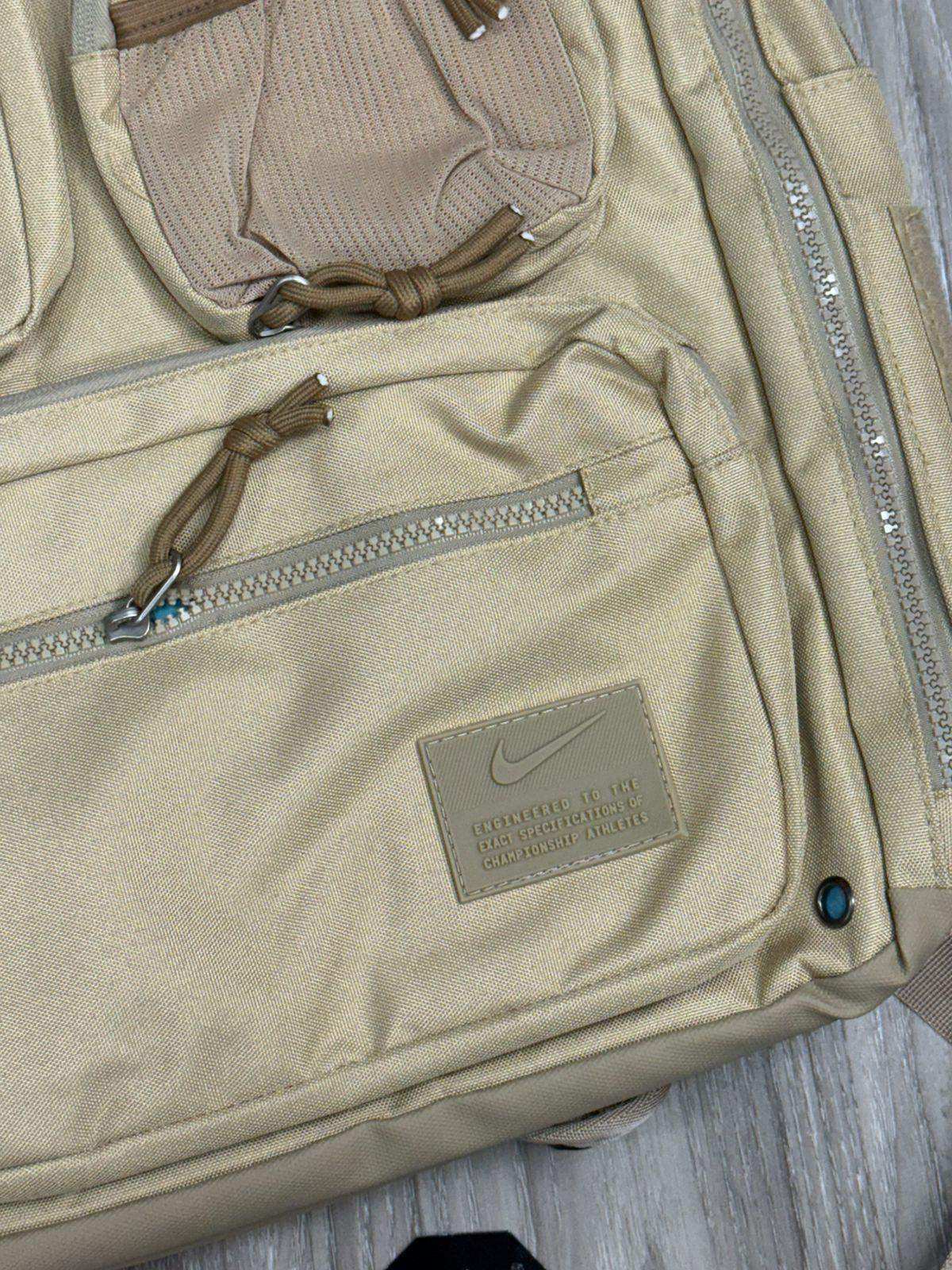 MOCHILA NK UTILITY ELITE - BEGE