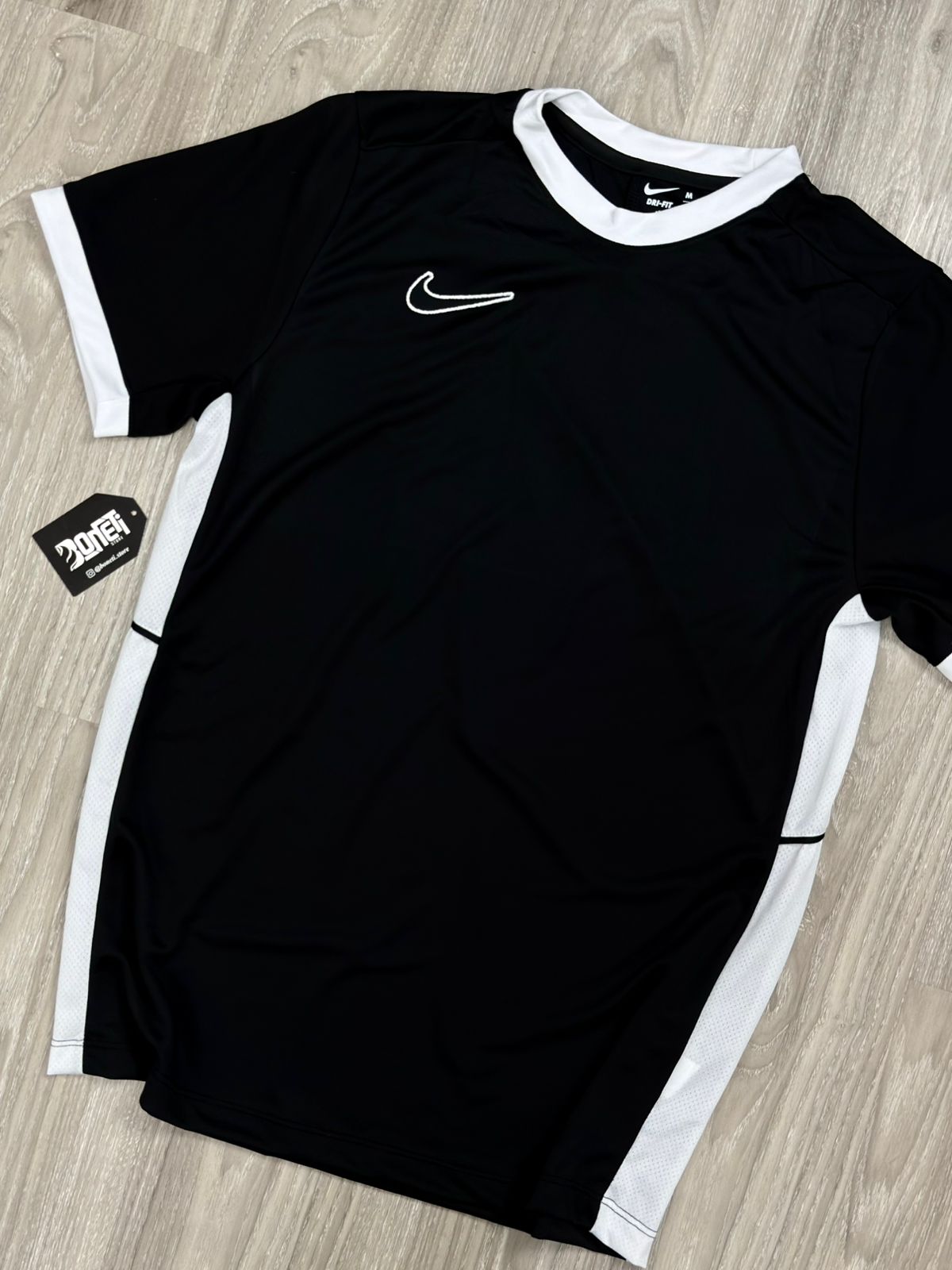 CAMISETA ACADEMY 2025 NK - PRETA
