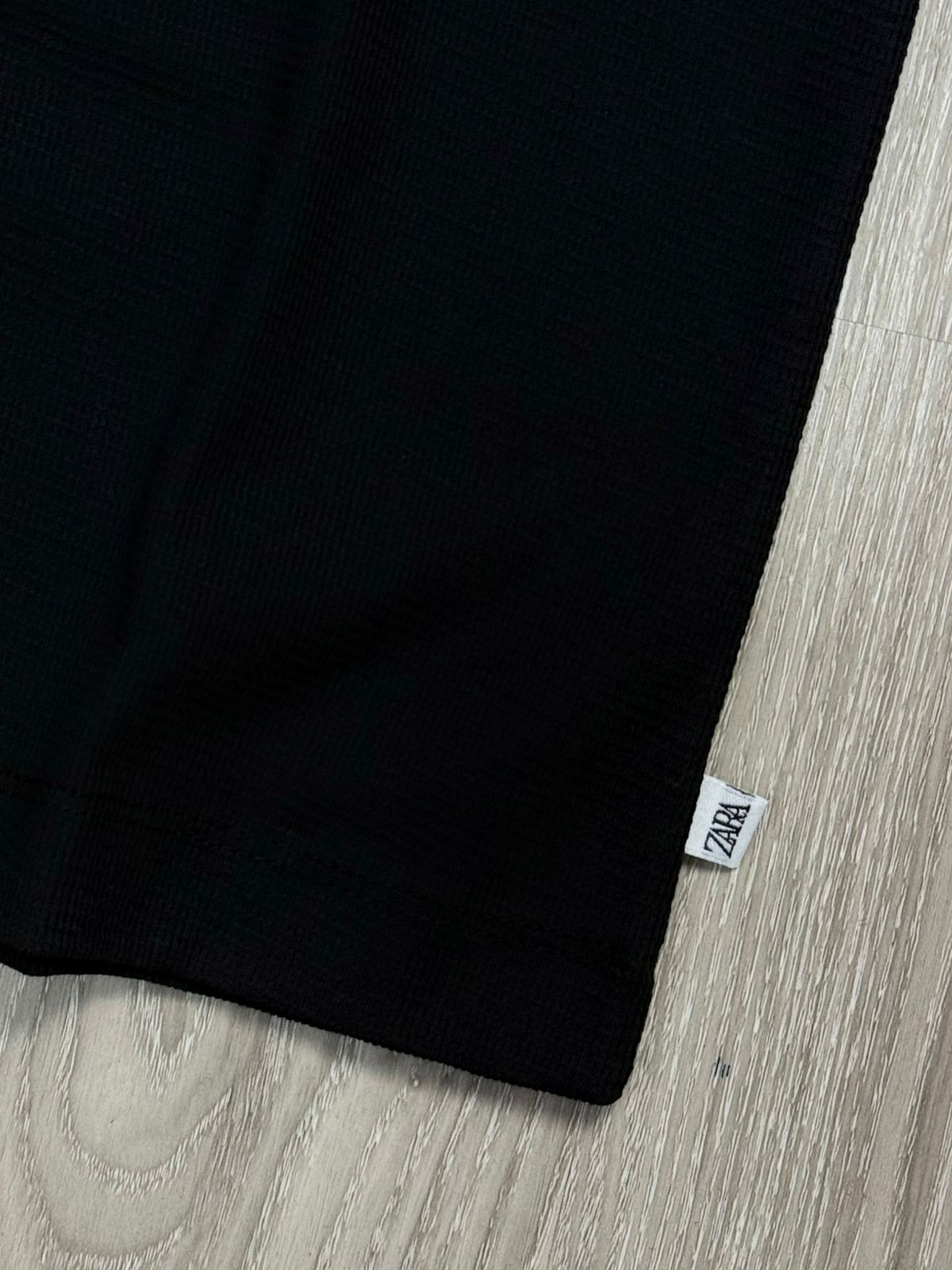 CAMISETA SLIM TRICOT ZARA - PRETA