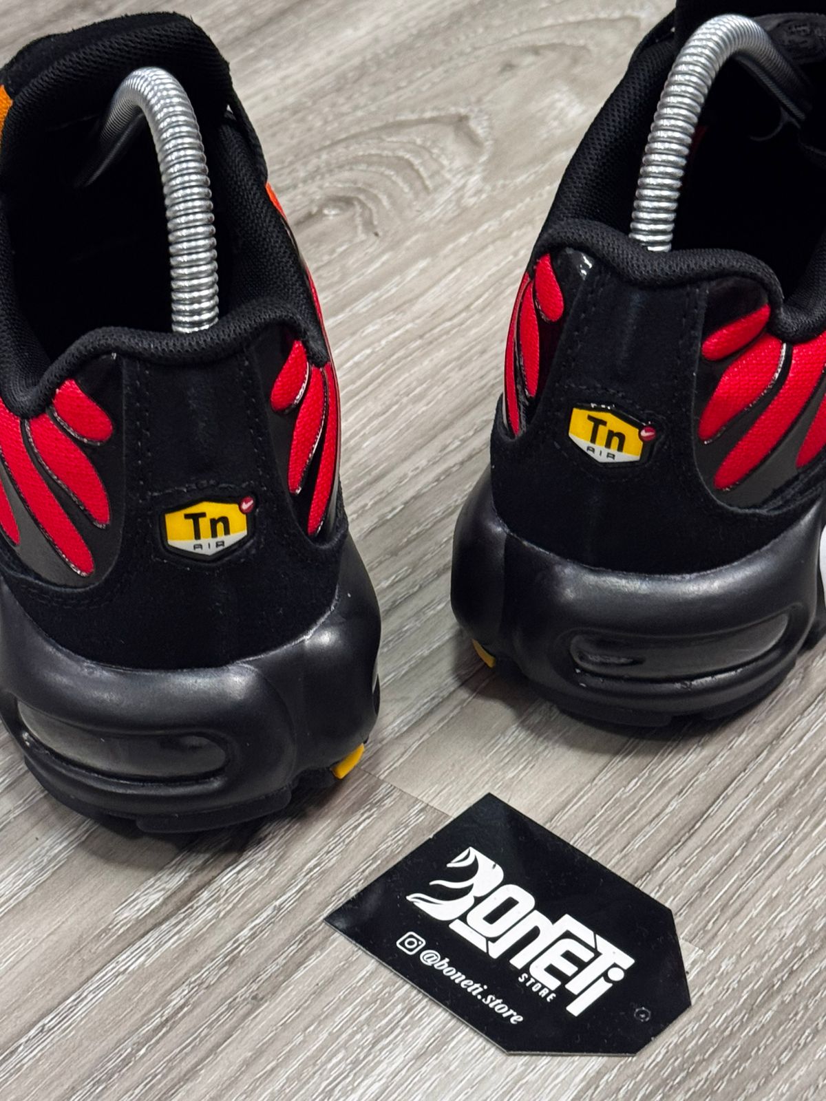 TÊNIS NK AIR MAX PLUS TN - BARÇA X PATTA