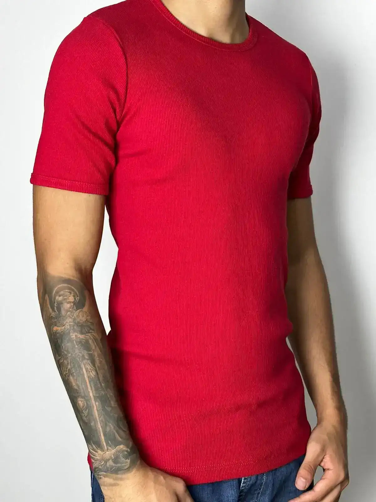 CAMISETA CANELADA - VERMELHA