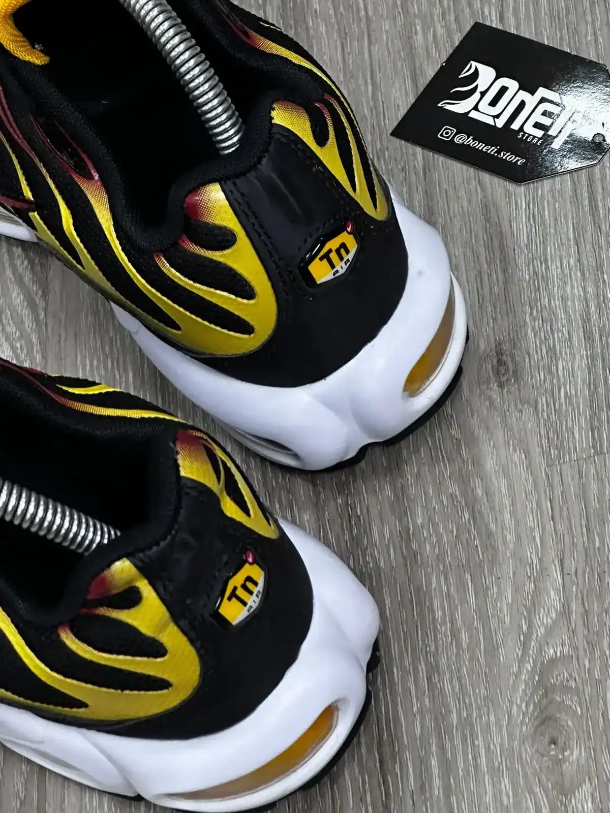 TÊNIS NK AIR MAX PLUS TN - REVERSE SUNSET