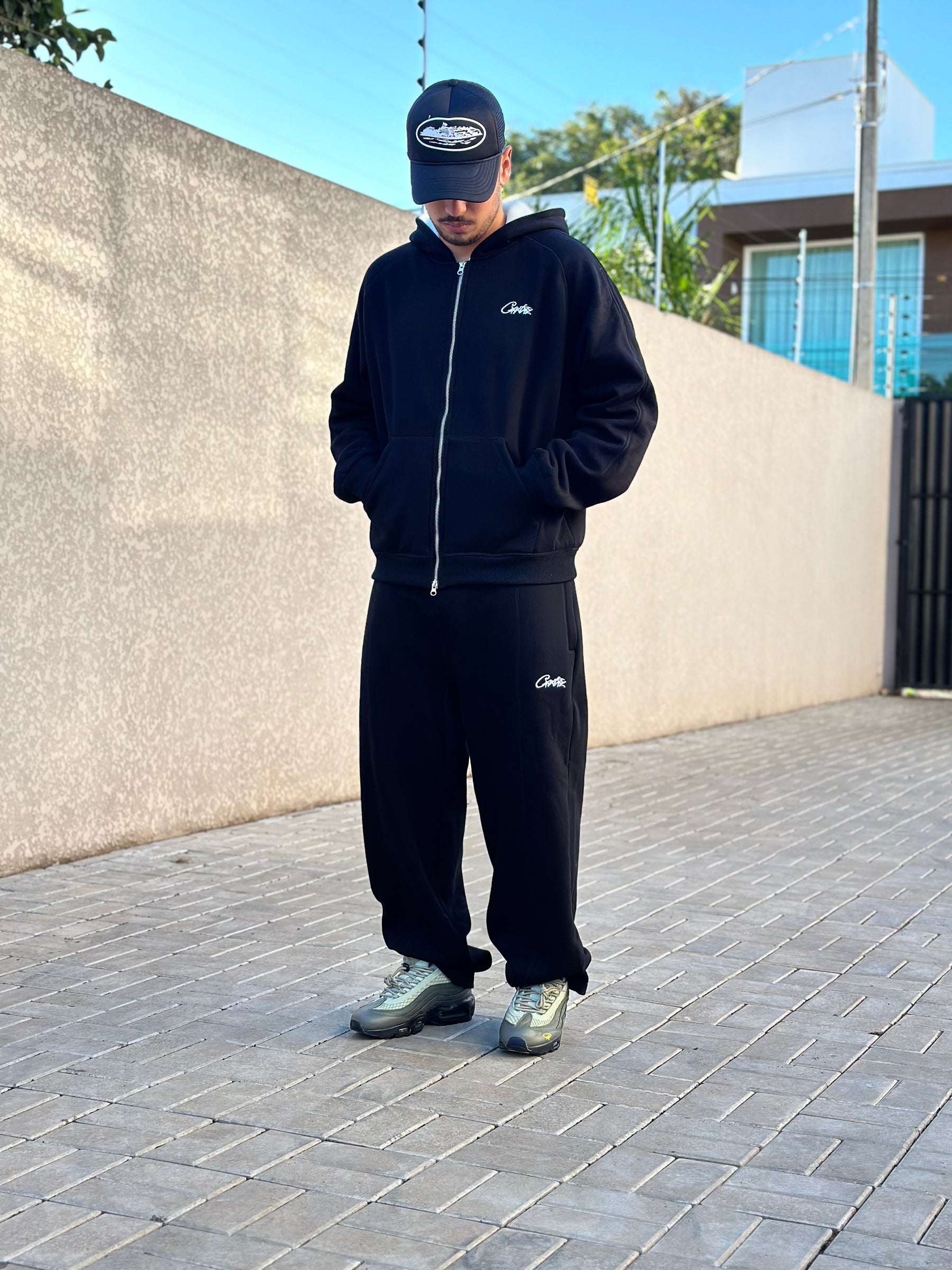 CONJUNTO MOLETOM CORTEIZ - PRETO