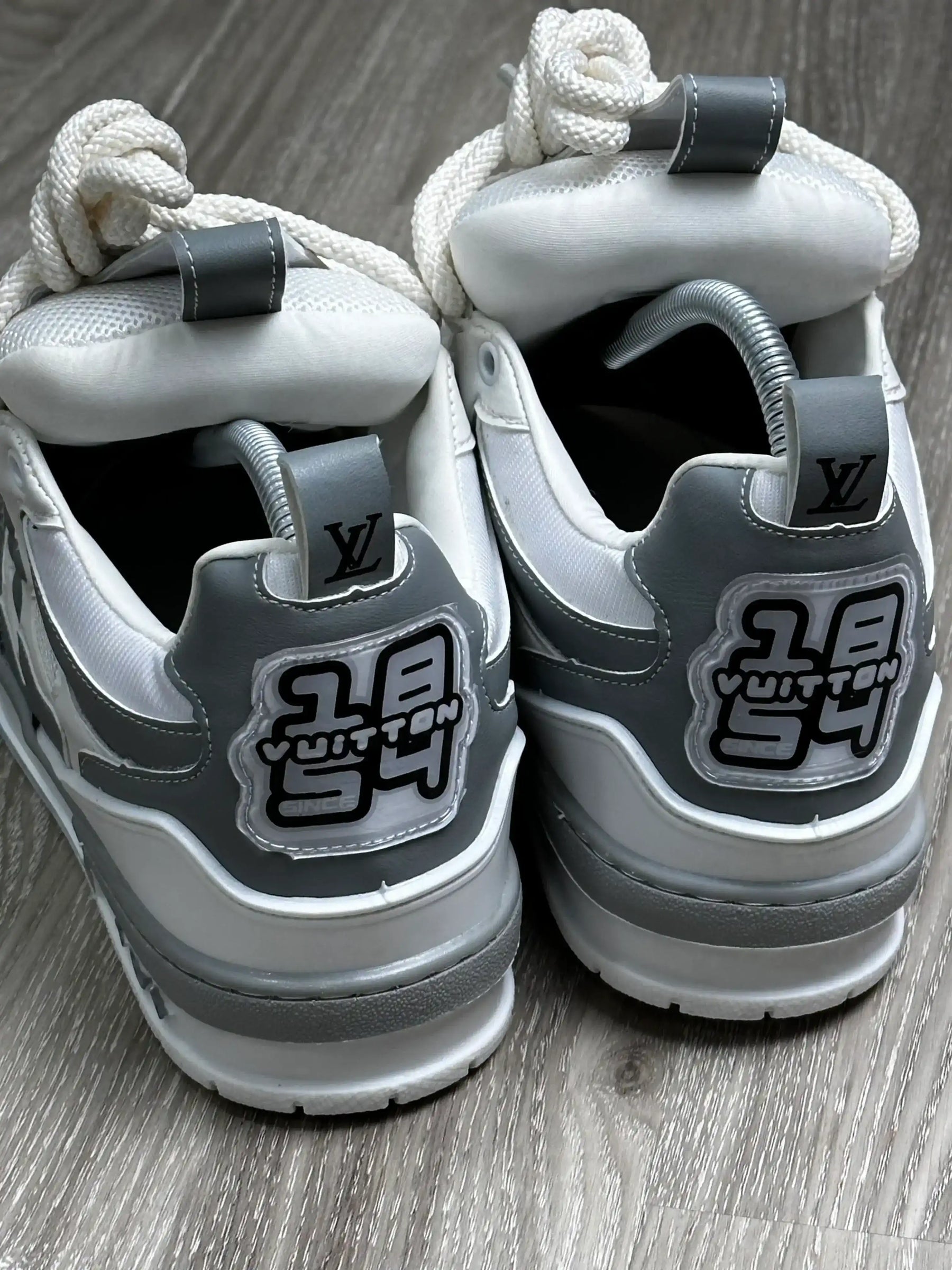 TÊNIS LV SKT - CINZA