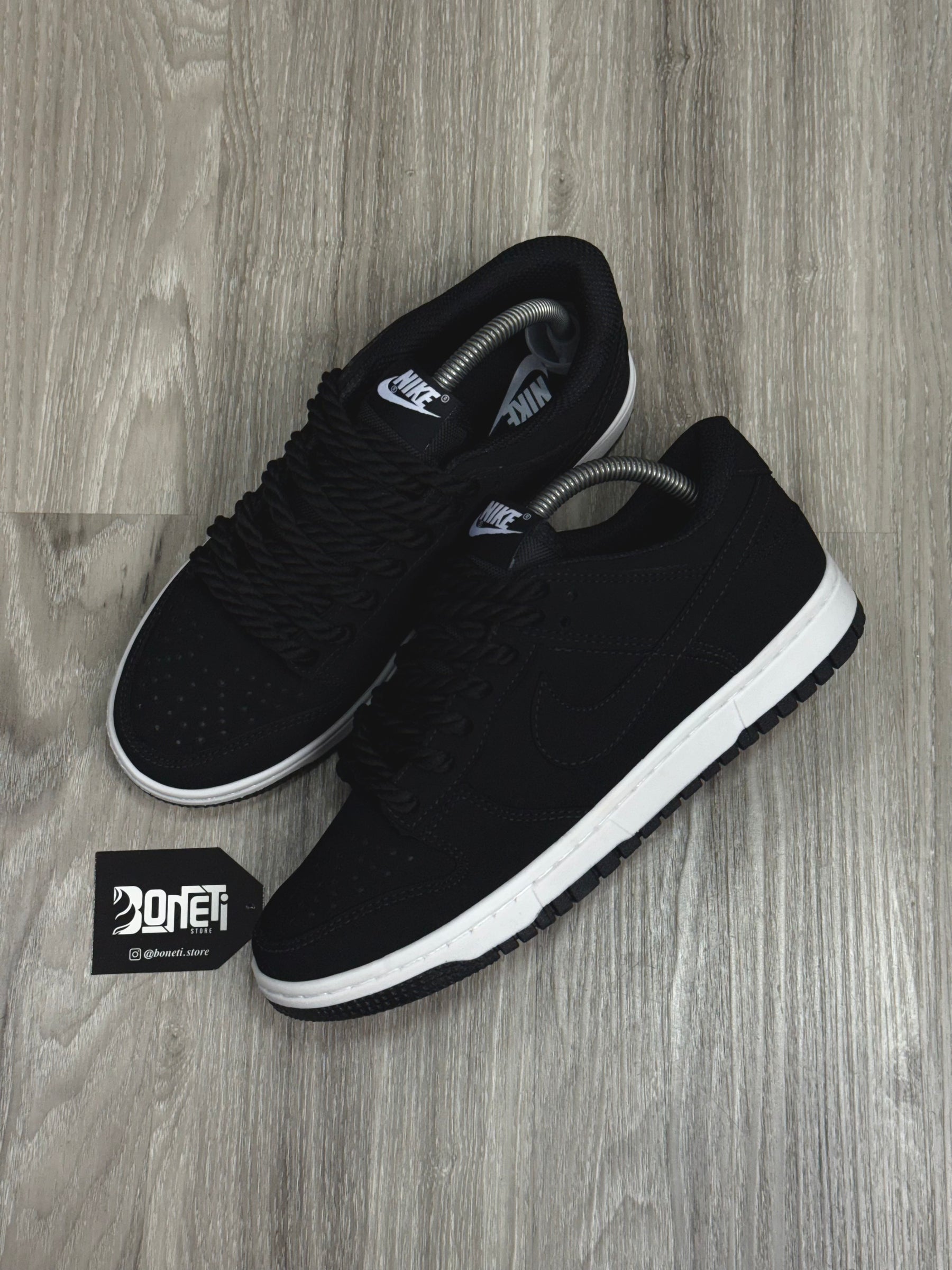 TÊNIS NK DUNK - NOBUCK SOLADO BLACK
