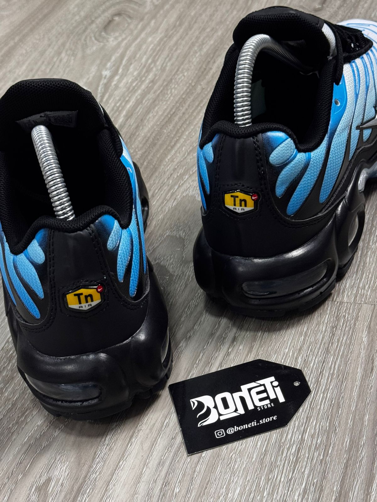 TÊNIS NK AIR MAX PLUS TN - BLUE GRADIENT