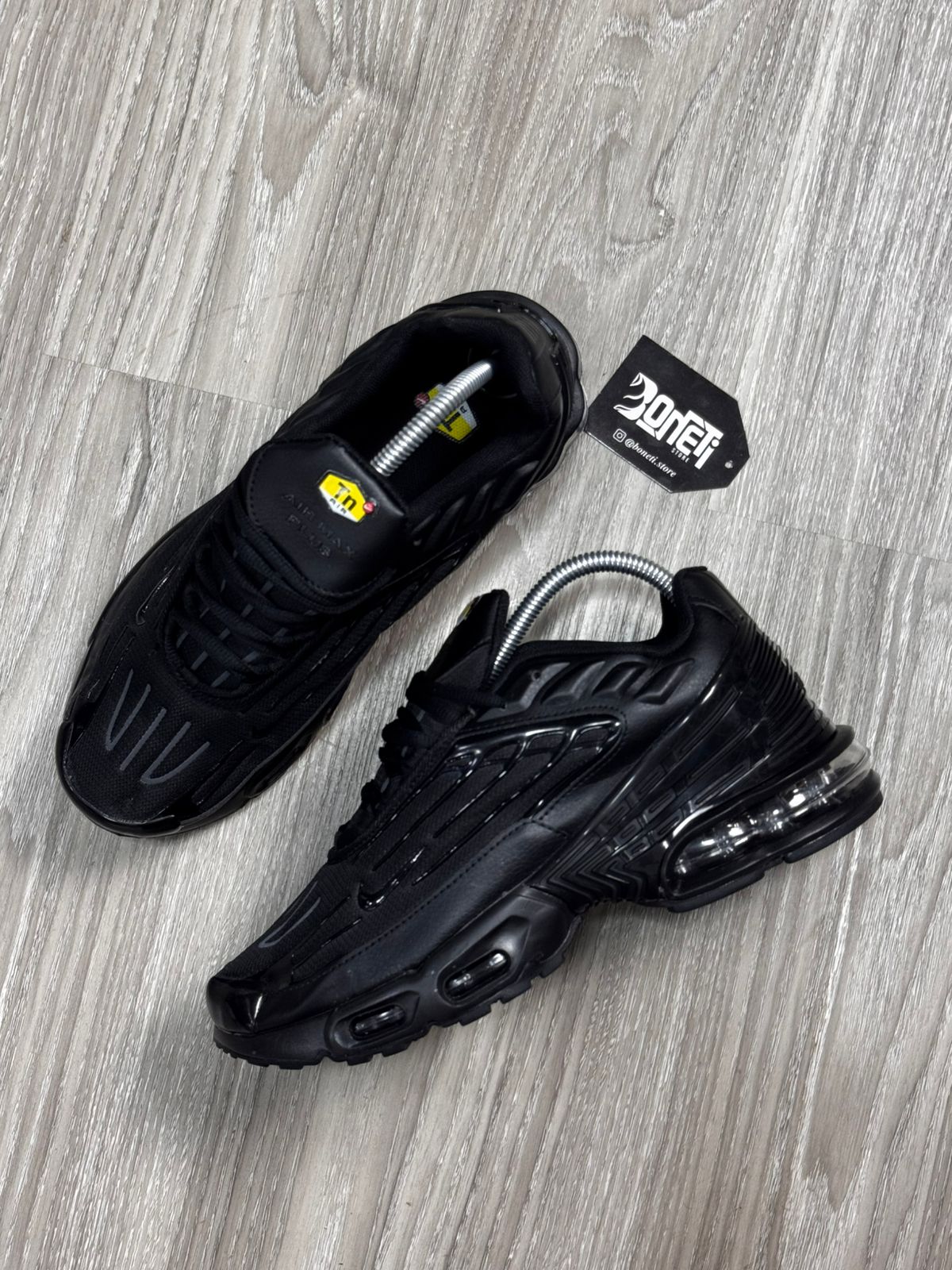 TÊNIS NK AIR MAX PLUS TN 3 - TRIPLE BLACK