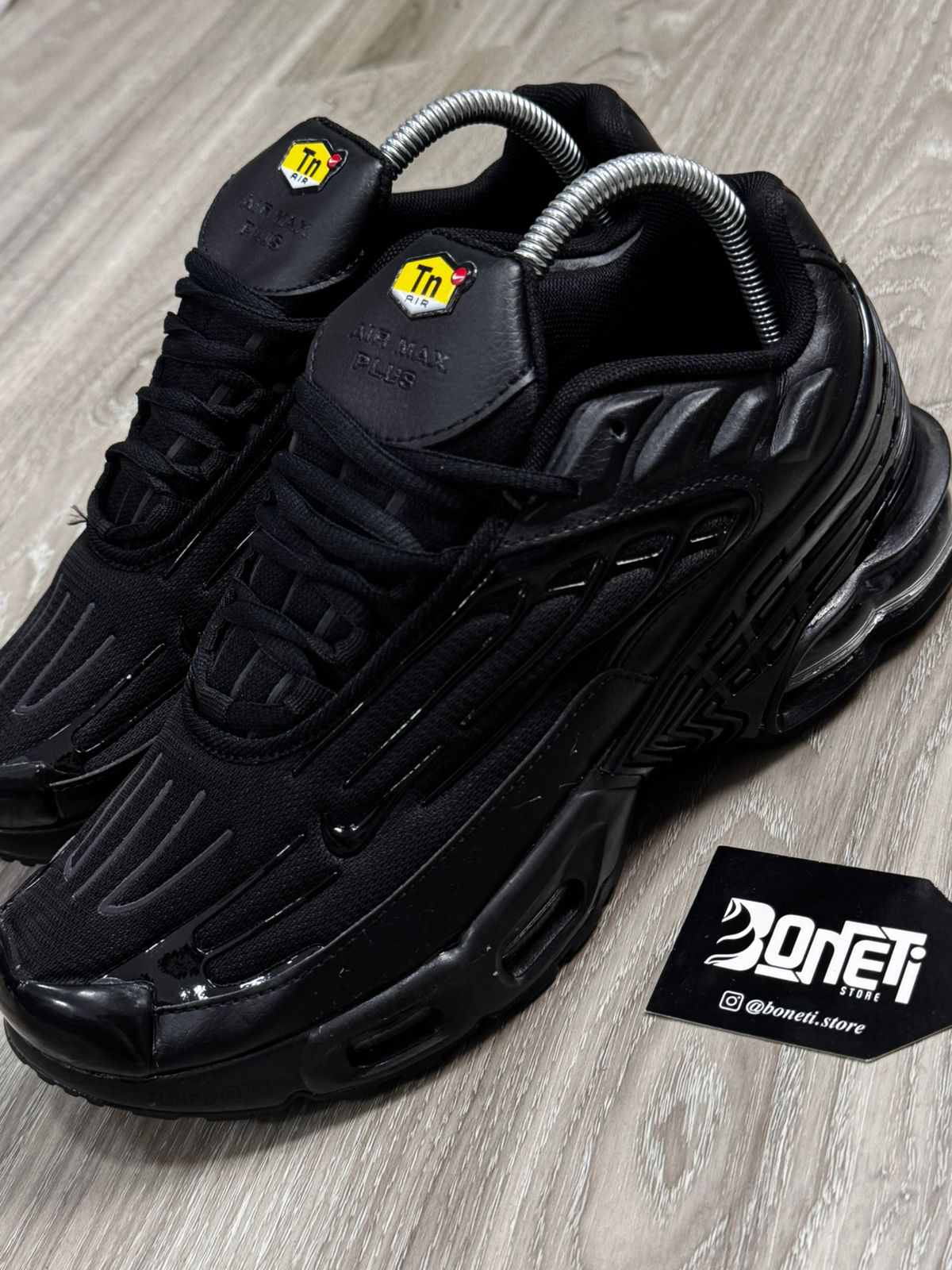 TÊNIS NK AIR MAX PLUS TN 3 - TRIPLE BLACK