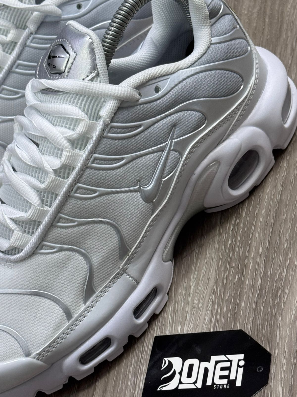 TÊNIS NK AIR MAX PLUS TN - PURE PLATINUM