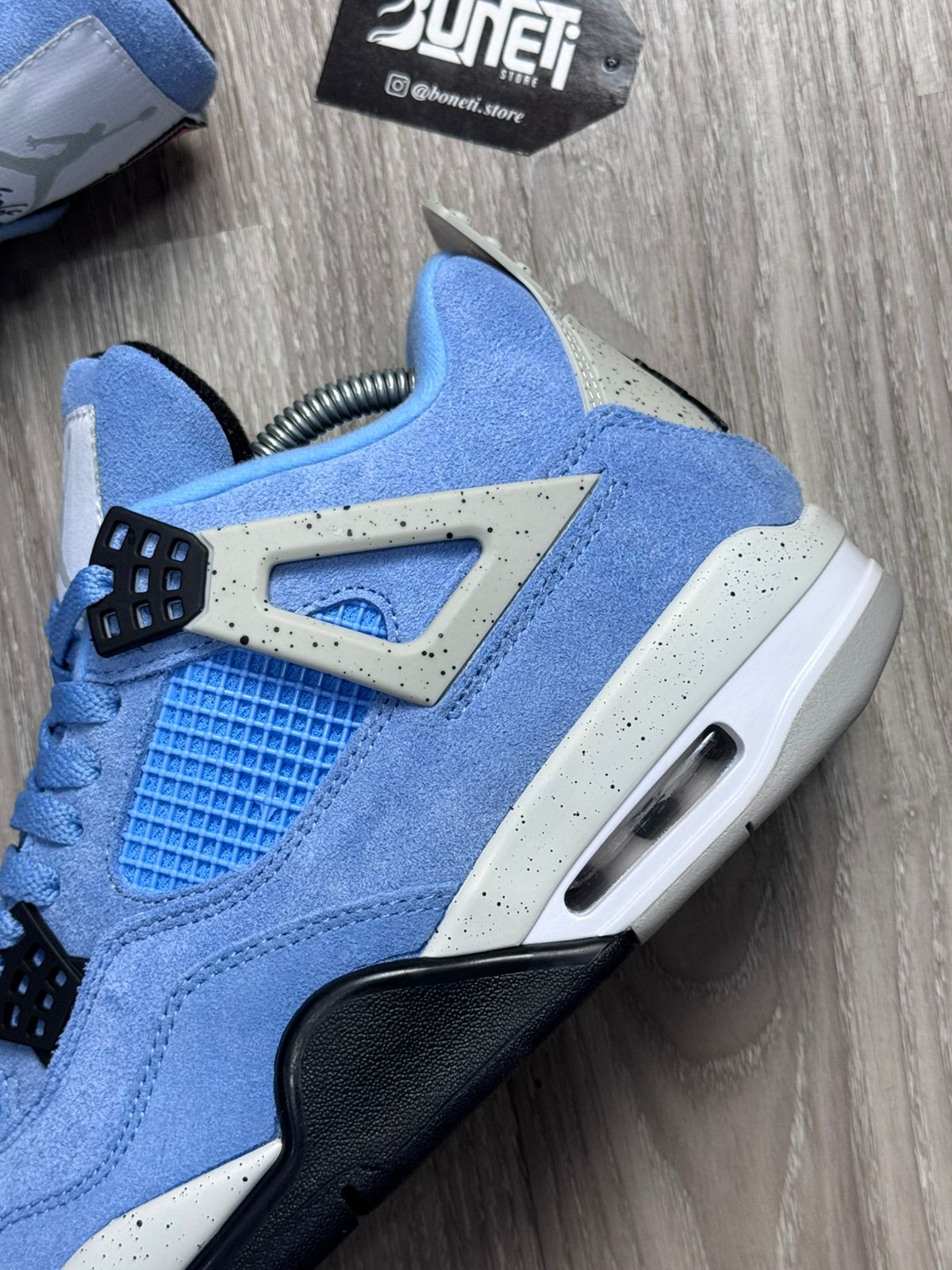 TÊNIS NK JORDAN 4 - UNIVERSITY BLUE