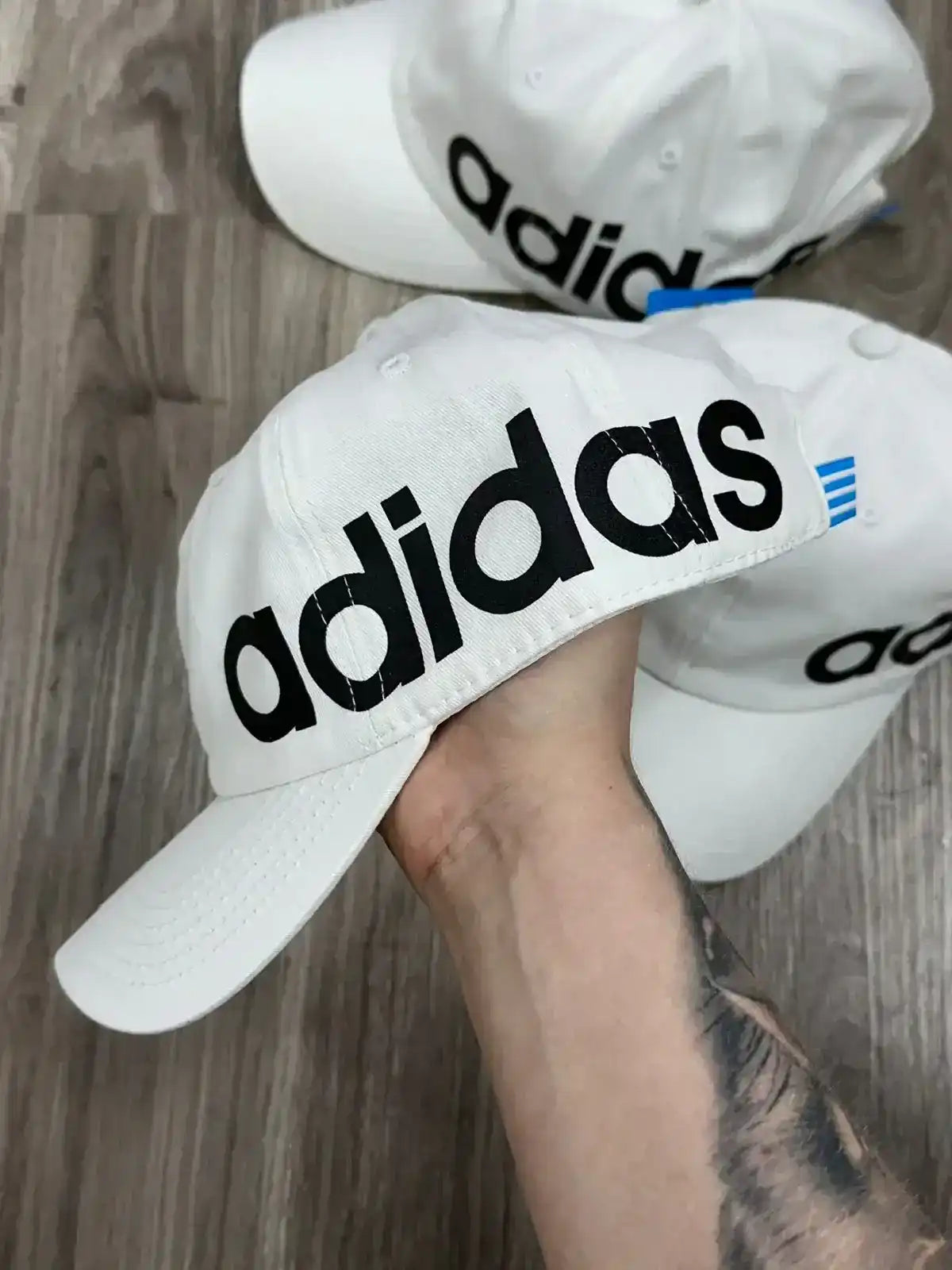 BONÉ ADD LETREIRO BRANCO