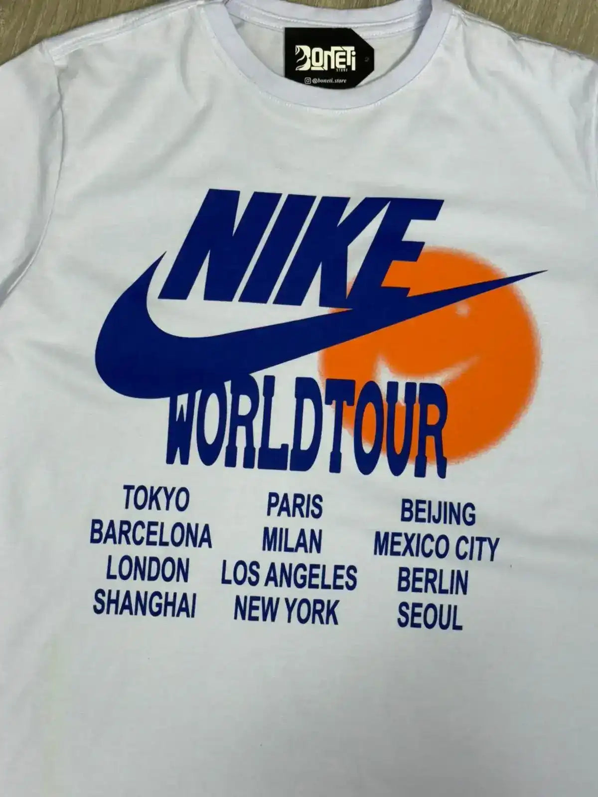 CAMISETA NK WORLD TOUR 2.0 - BRANCA