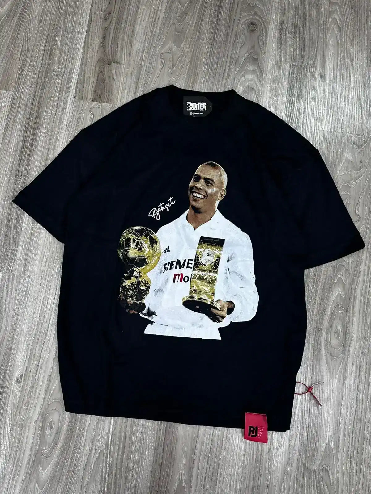 CAMISETA OVERSIZED RJ7 RONALDO TAÇA - PRETA