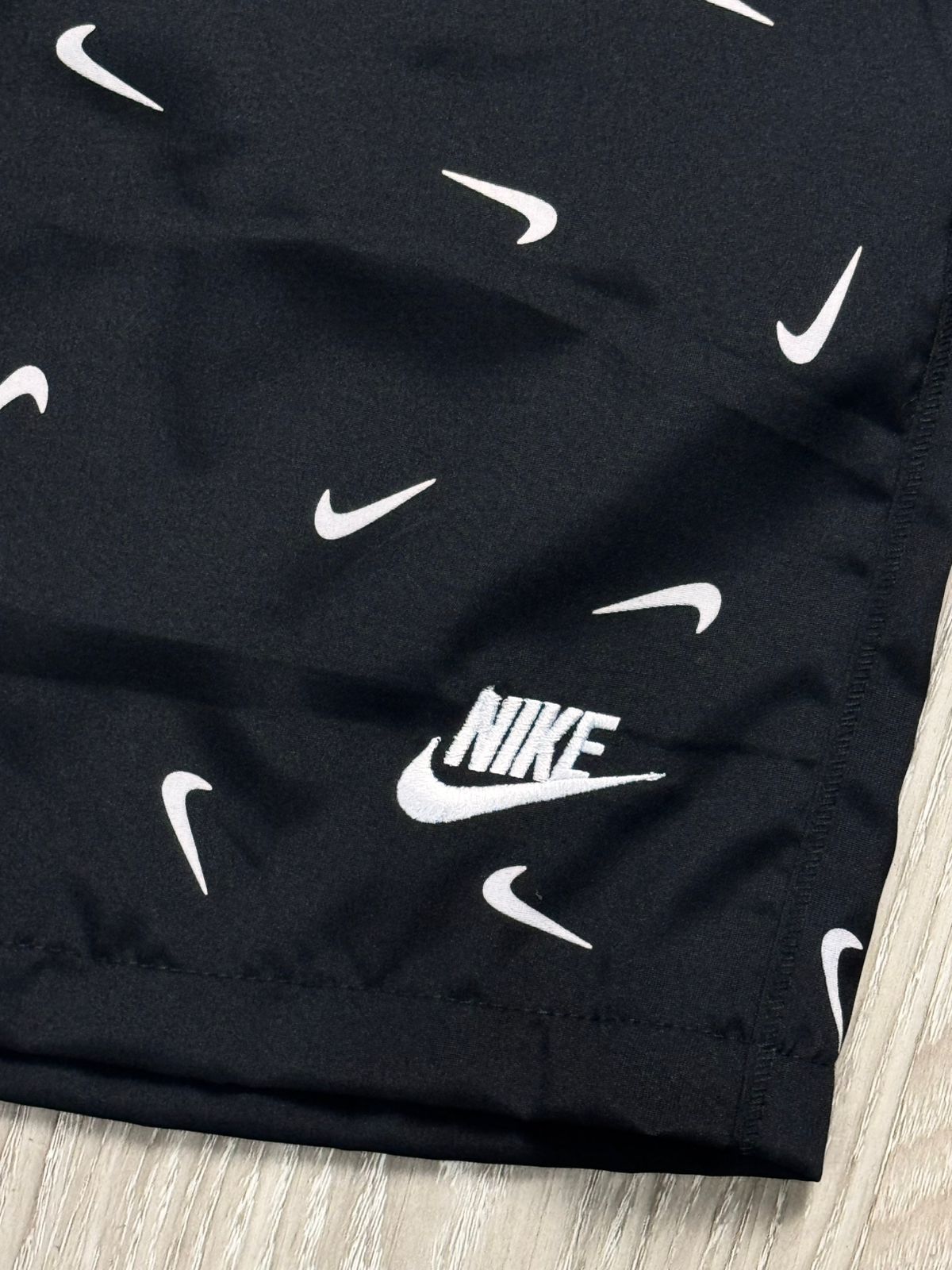 CONJUNTO NK SUMMER RAIN SWOOSH - PRETO