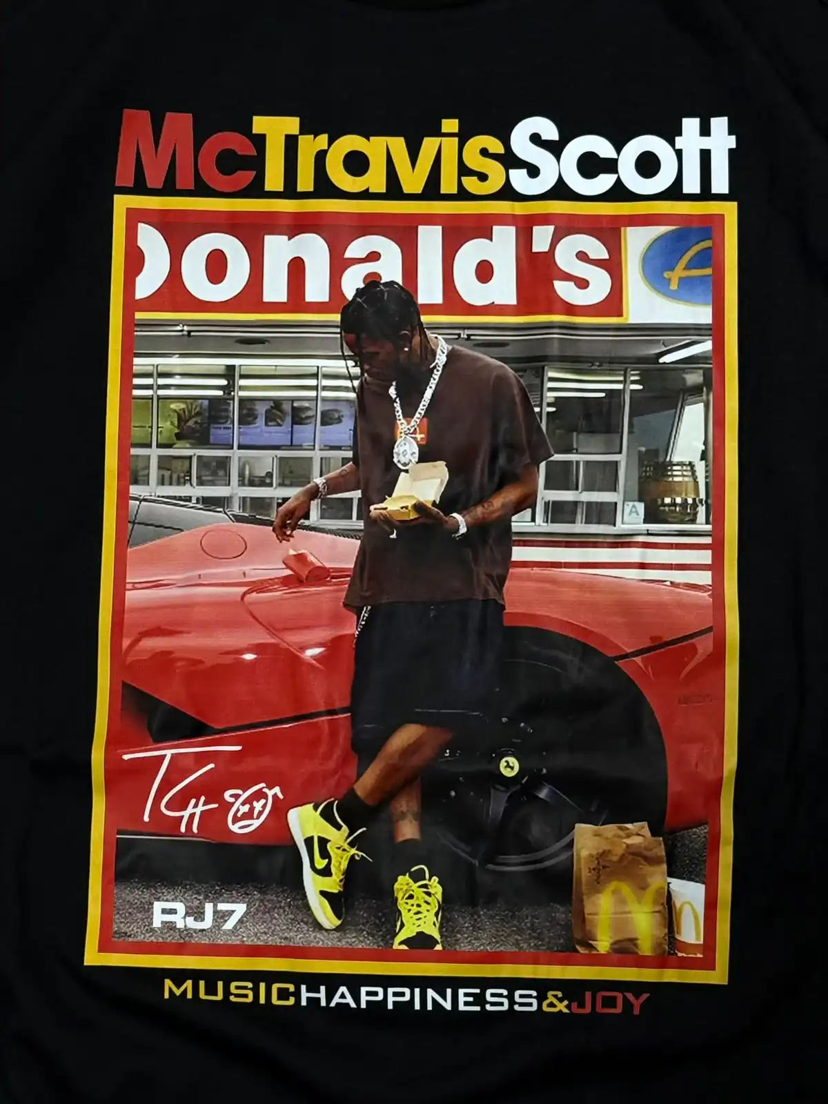 CAMISETA OVERSIZED RJ7 TRAVIS DONALDS - PRETA