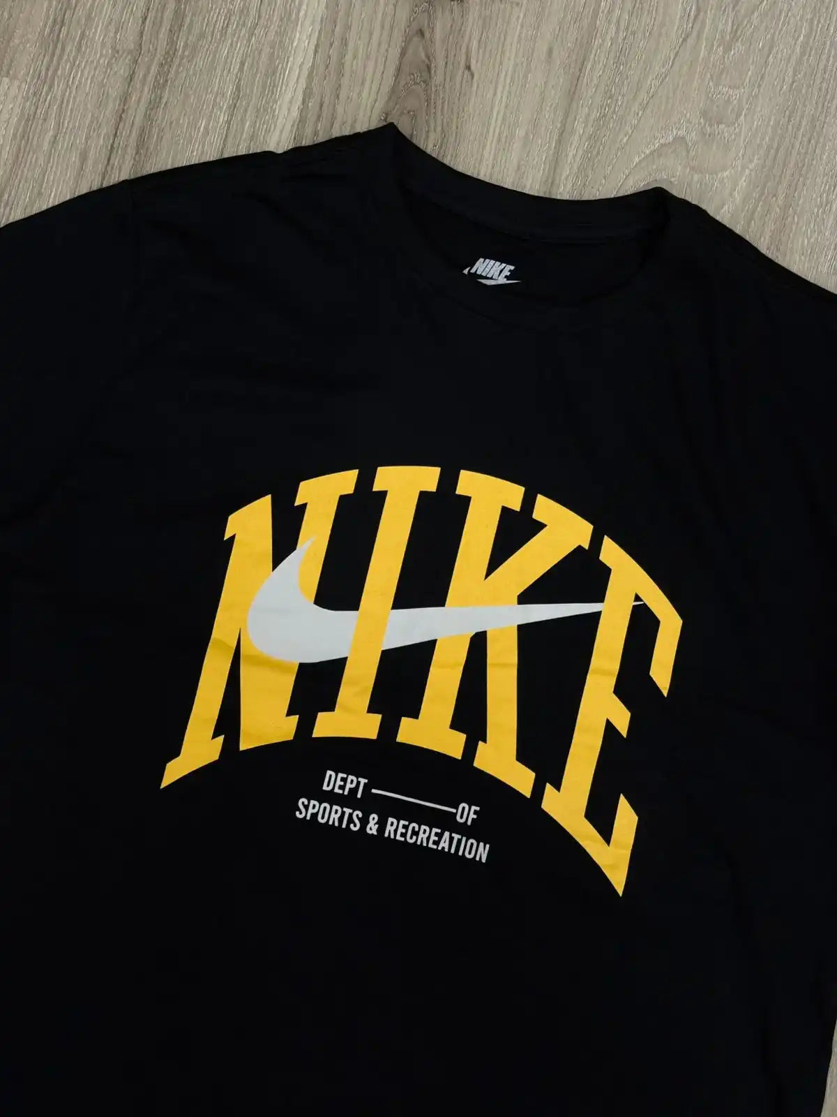 CAMISETA NK SPORTS & RECREATIONS - PRETA