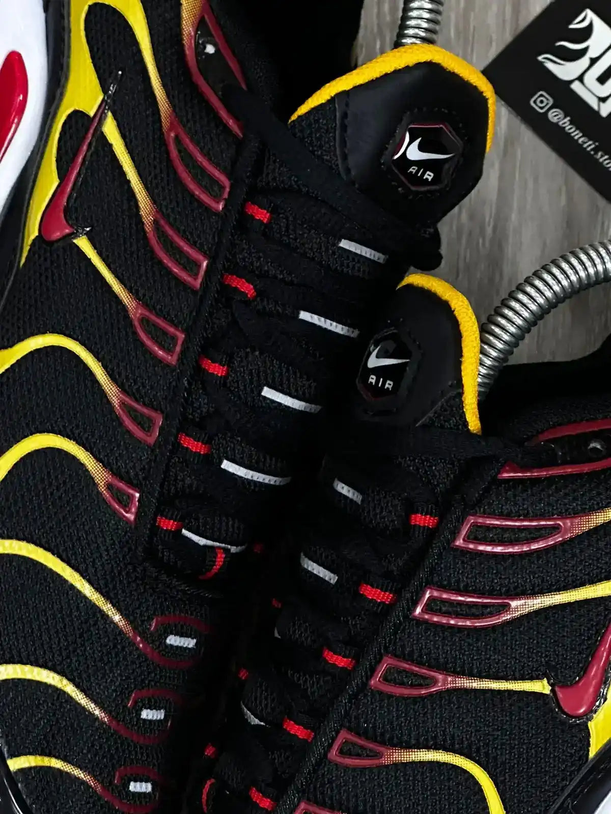 TÊNIS NK AIR MAX PLUS TN - REVERSE SUNSET