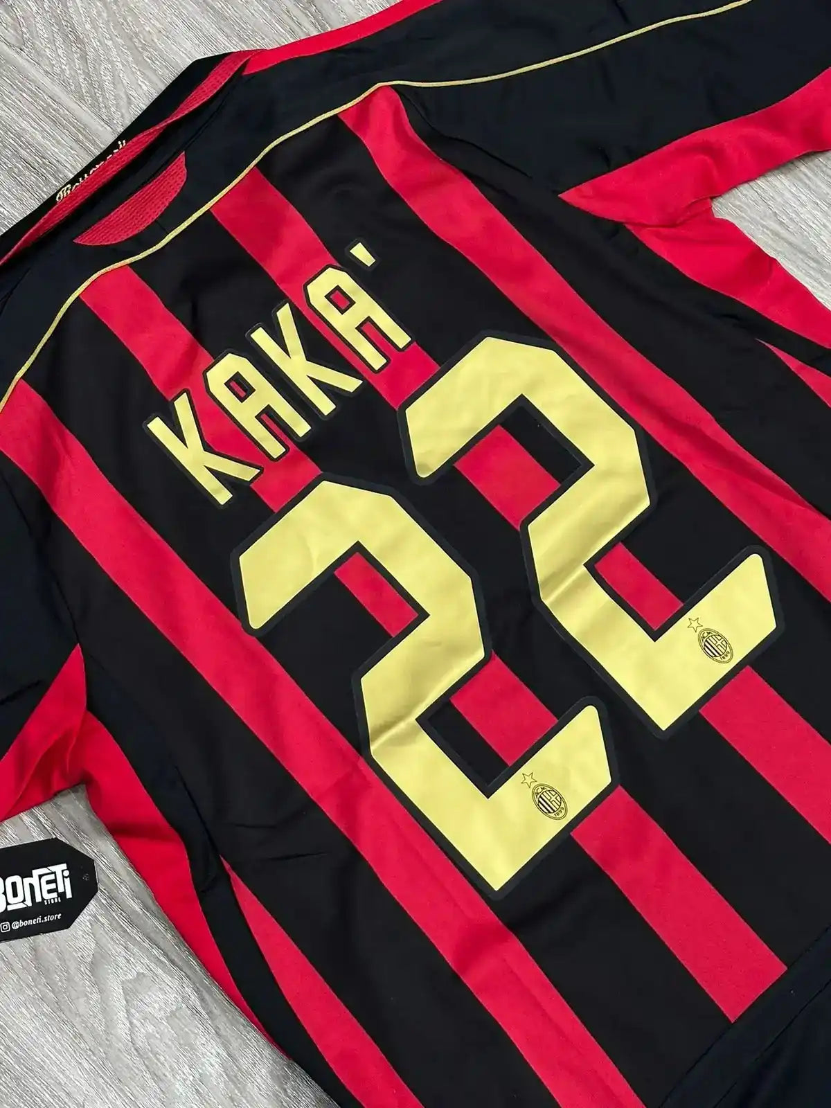 CAMISA RETRÔ MILAN KAKÁ