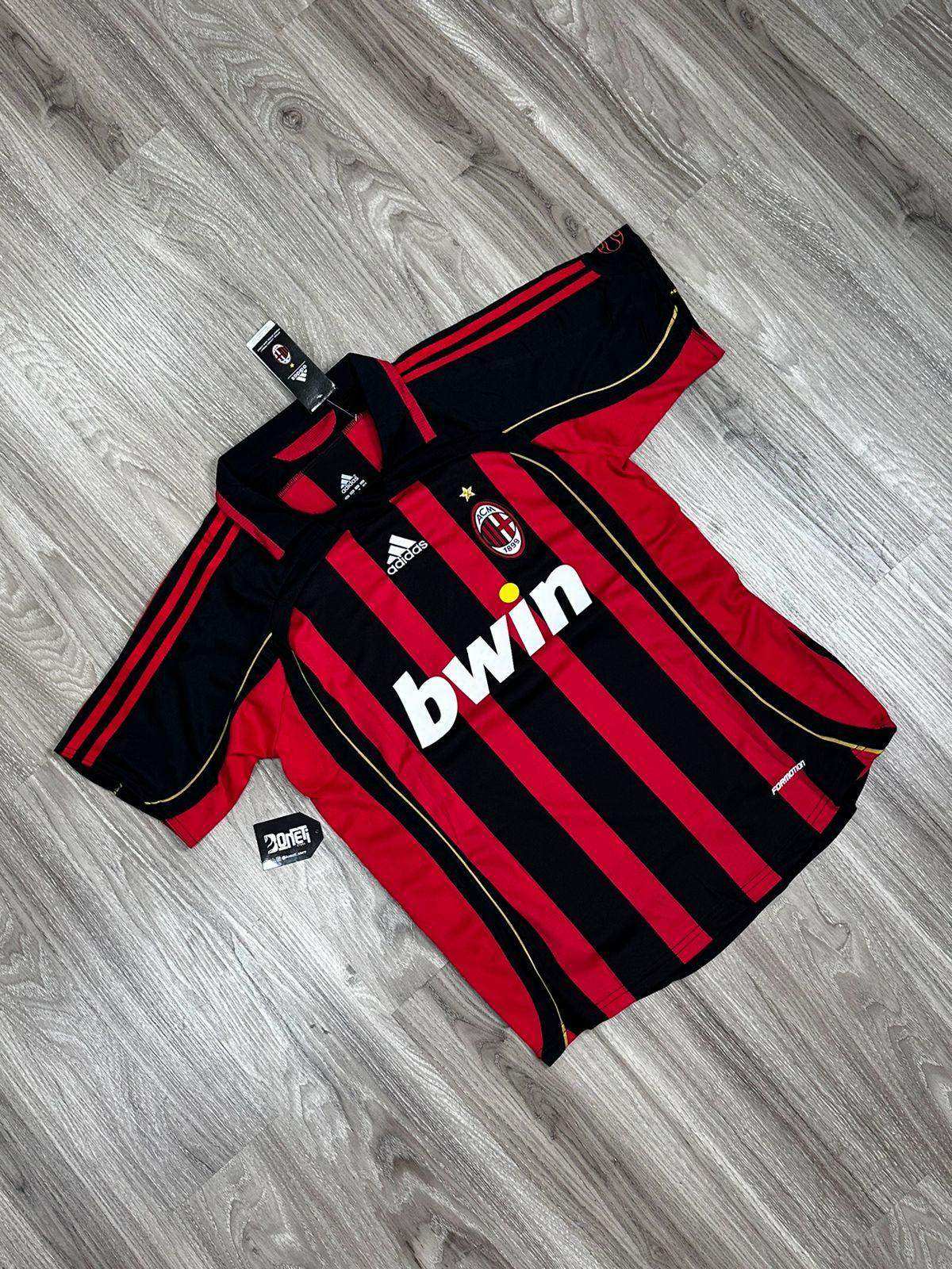 CAMISA RETRÔ MILAN KAKÁ