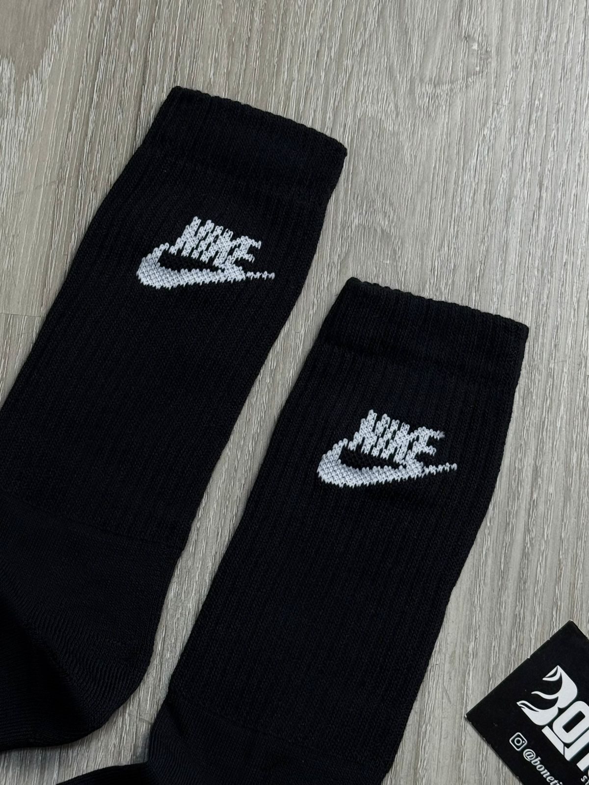 MEIA NK CANO ALTO LOGO - PRETA