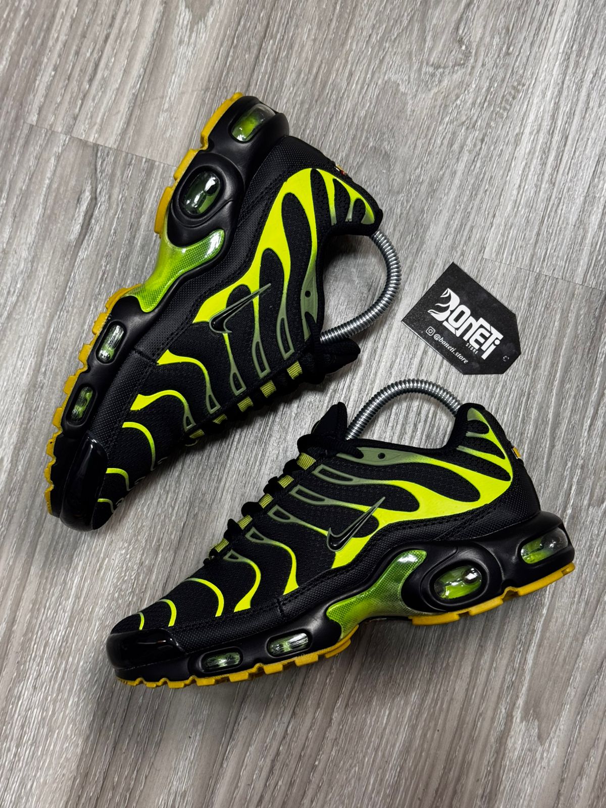 TÊNIS NK AIR MAX PLUS TN - PACIFIC MOSS