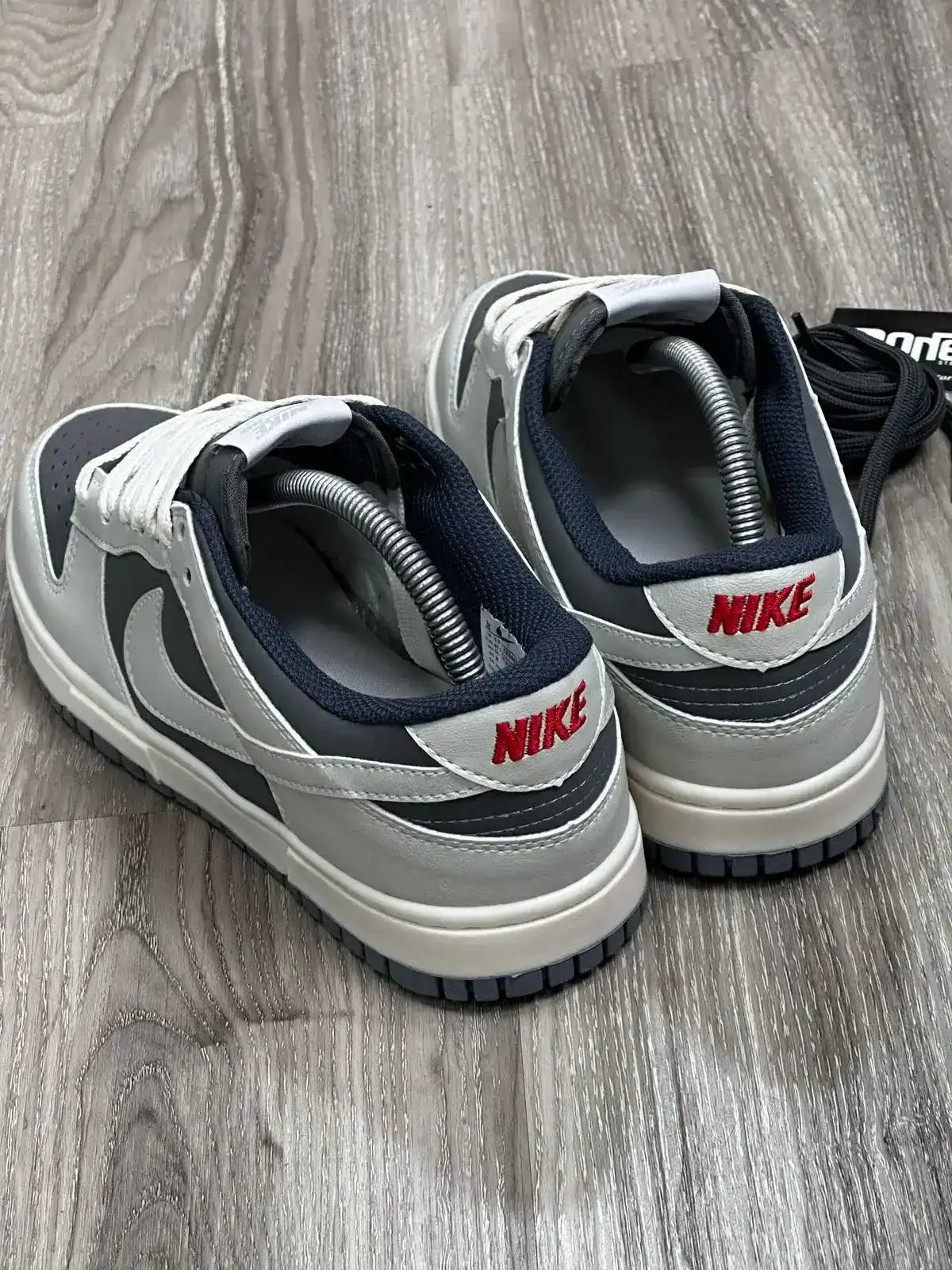 TÊNIS NK DUNK - COLLEGE