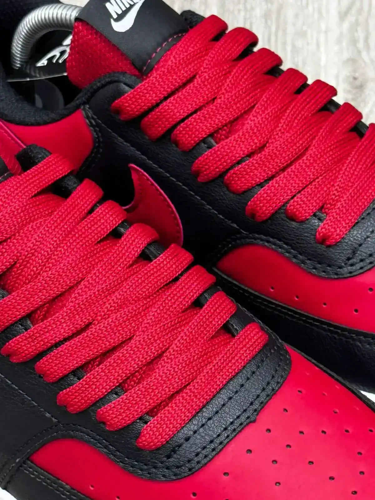 TÊNIS NK COURT VISION LOW - VERMELHO