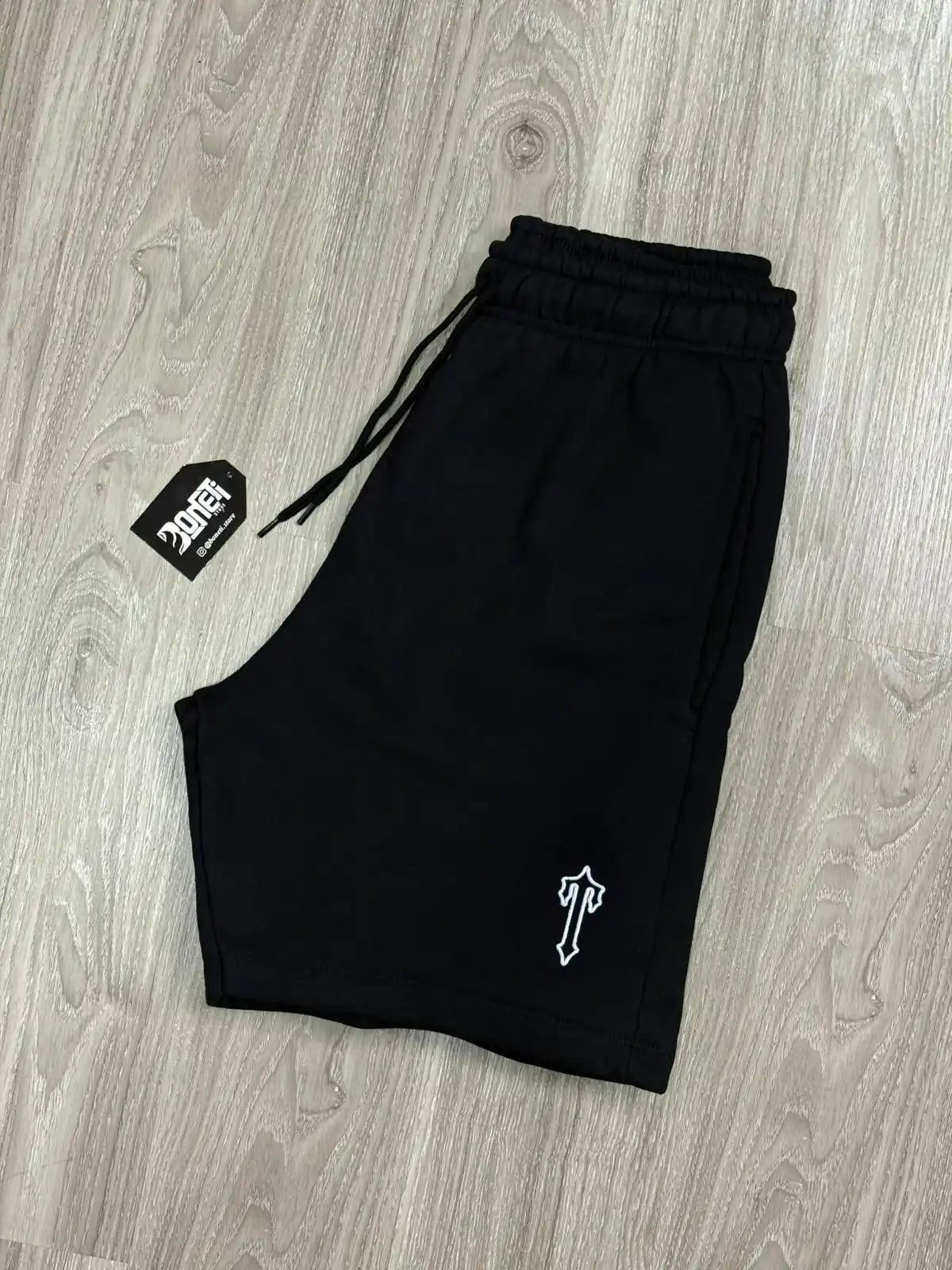 SHORTS MOLETOM TRAPSTAR - PRETO