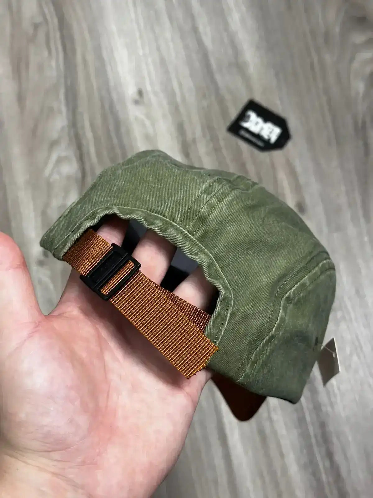 BONÉ SUP BROWN GREEN