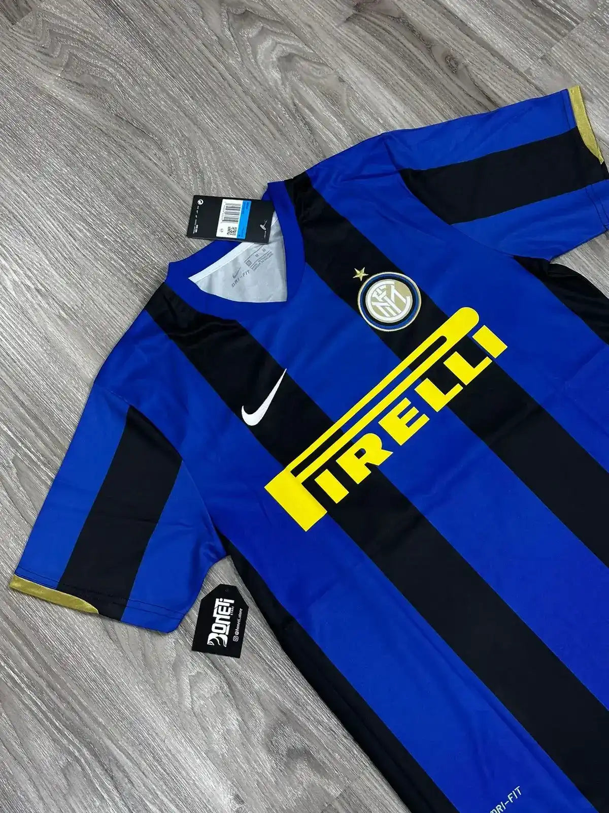 CAMISA RETRÔ INTER DE MILÃO ADRIANO