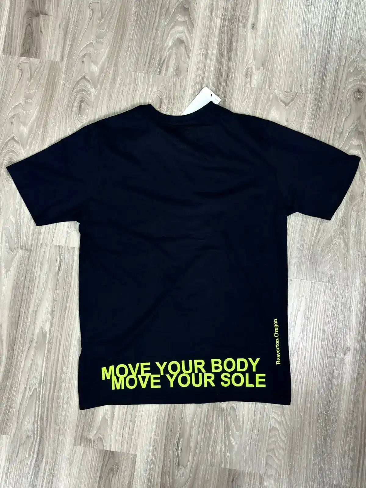 CAMISETA NK WORLD TOUR 2.0 - PRETA