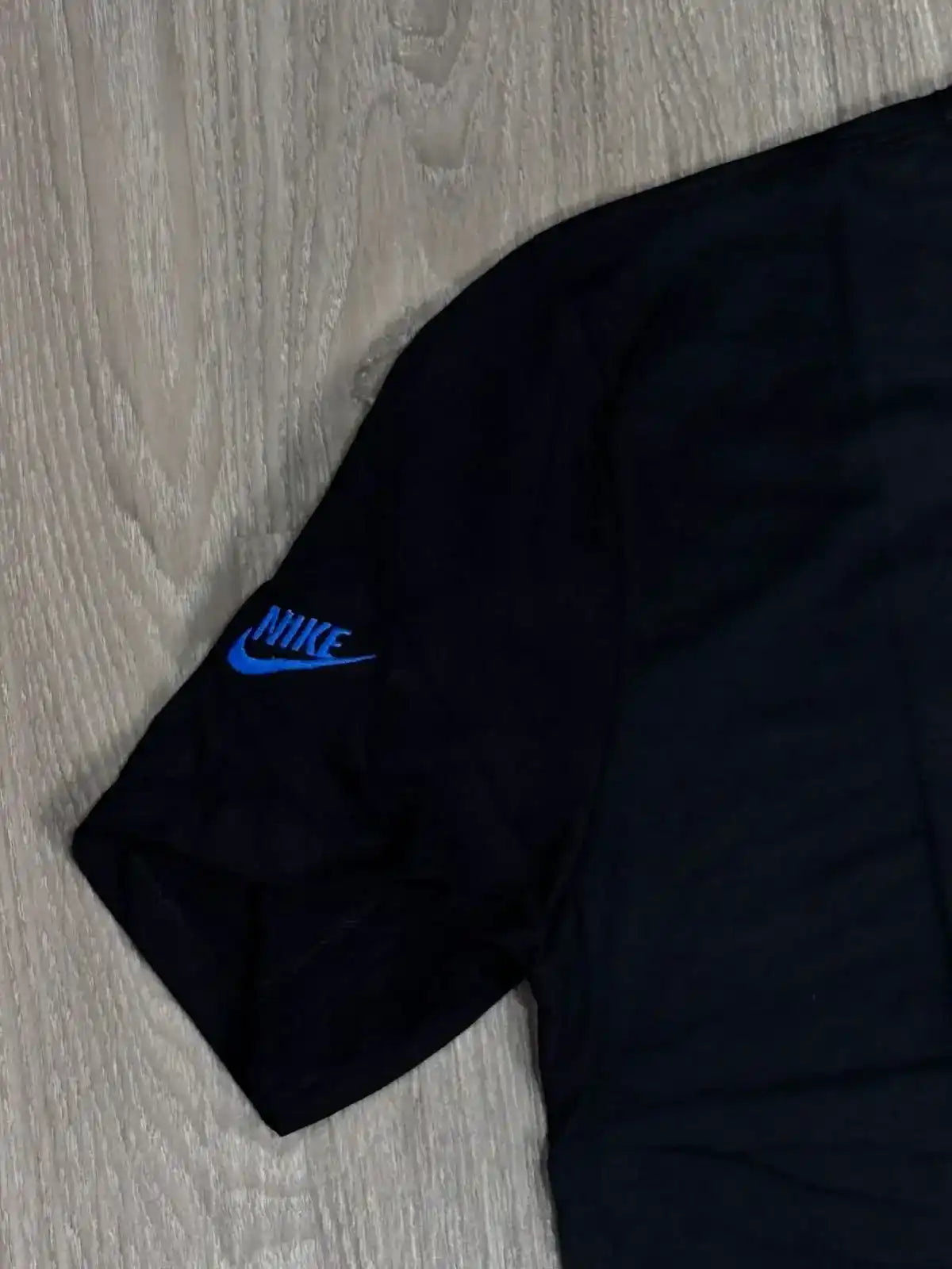 CAMISETA NK MULTI SWOOSH - PRETA