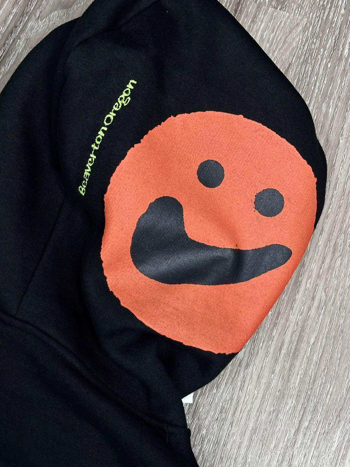 MOLETOM CANGURU NK WORLD TOUR - PRETO