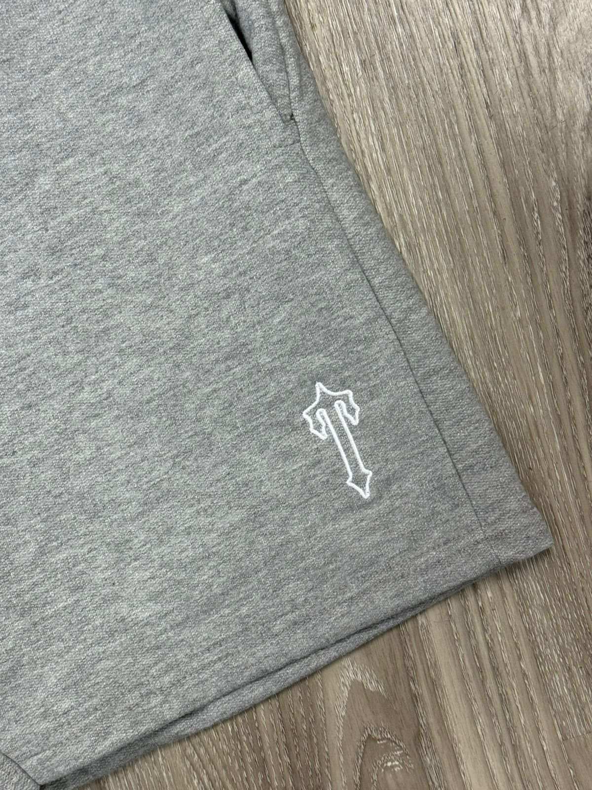 SHORTS MOLETOM TRAPSTAR - CINZA