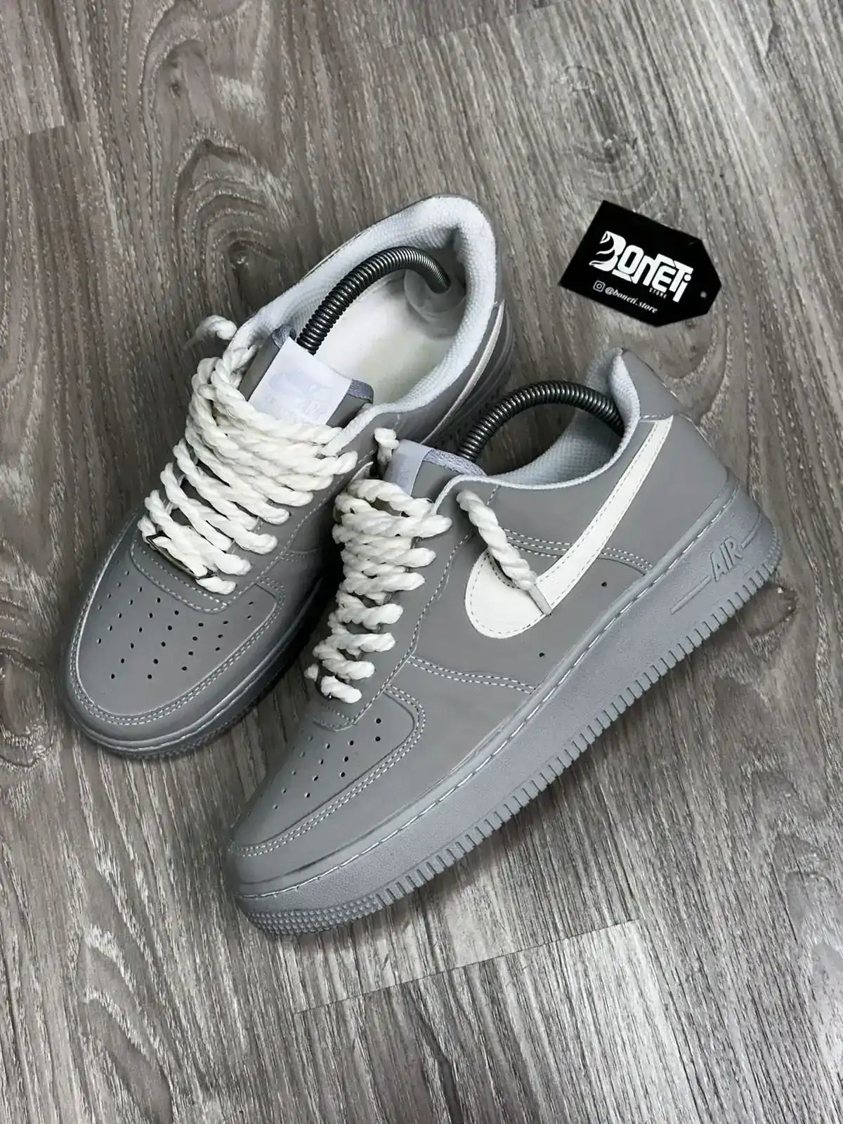 TÊNIS NK FORCE 1 - WOLF GREY